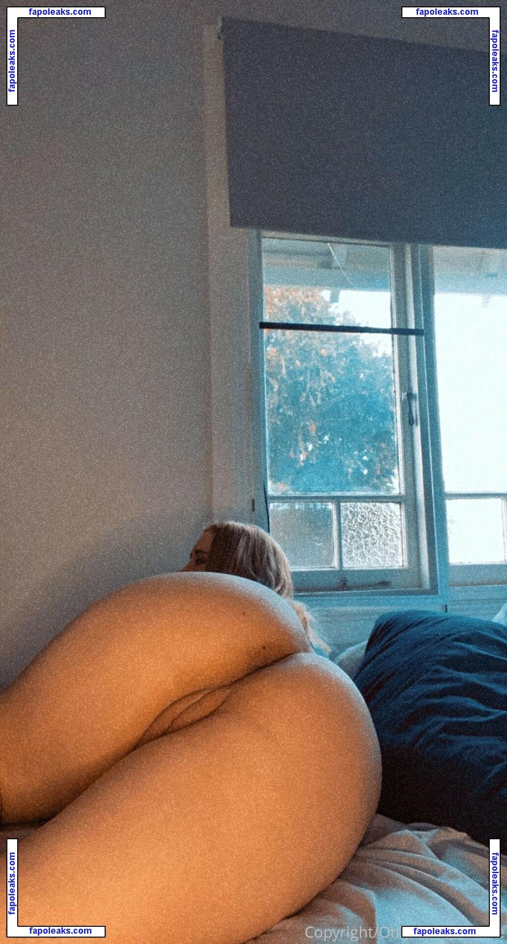 itsmollygrey nude photo #0006 from OnlyFans