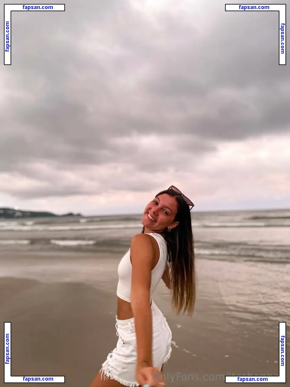 itsshannah nude photo #0002 from OnlyFans
