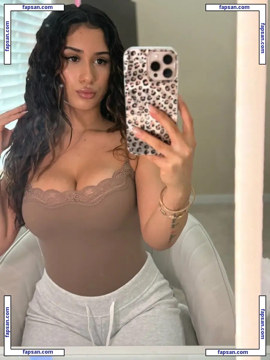 Itsslovesophiaa голая фото #0002 с Онлифанс