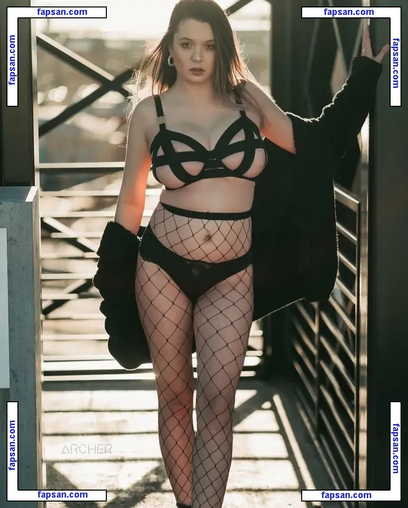 Itssummerslays голая фото #0003 с Онлифанс