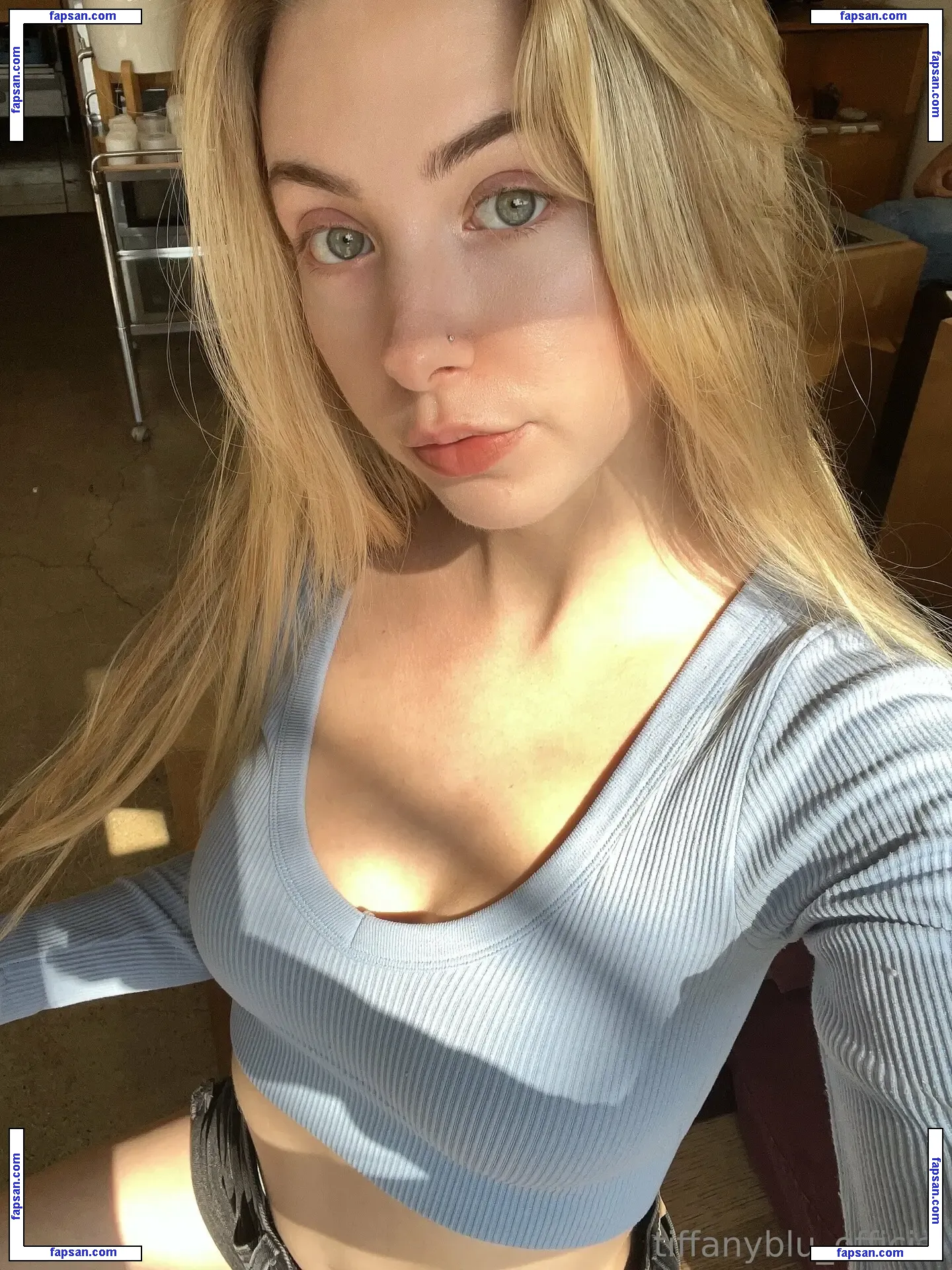 Itstiffanyblu nude photo #0038 from OnlyFans