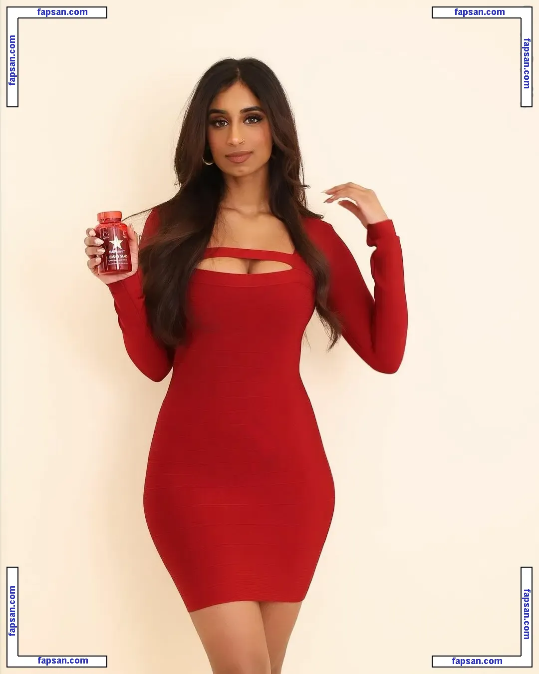 itsyourgirlshelina nude photo #0010 from OnlyFans