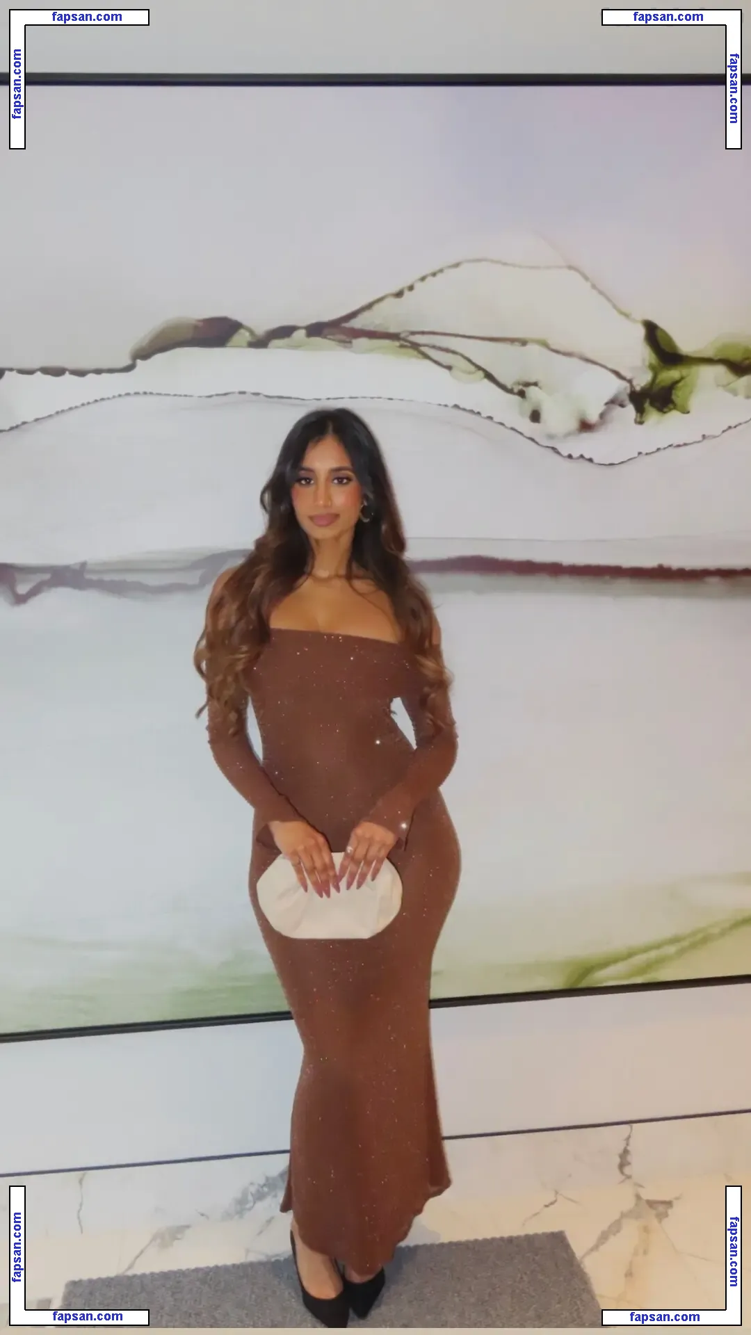 itsyourgirlshelina nude photo #0012 from OnlyFans