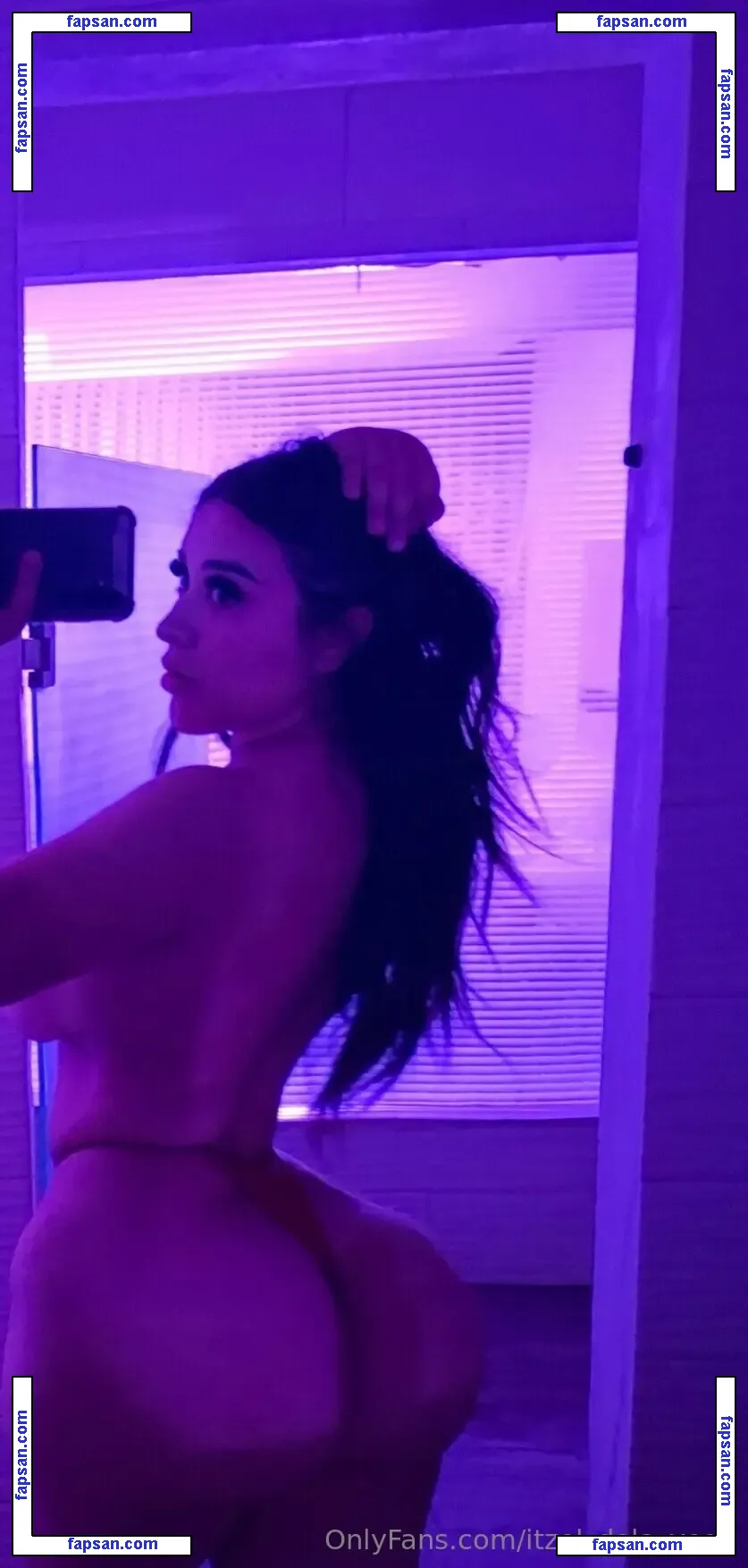 Itzel De La Vega nude photo #0010 from OnlyFans