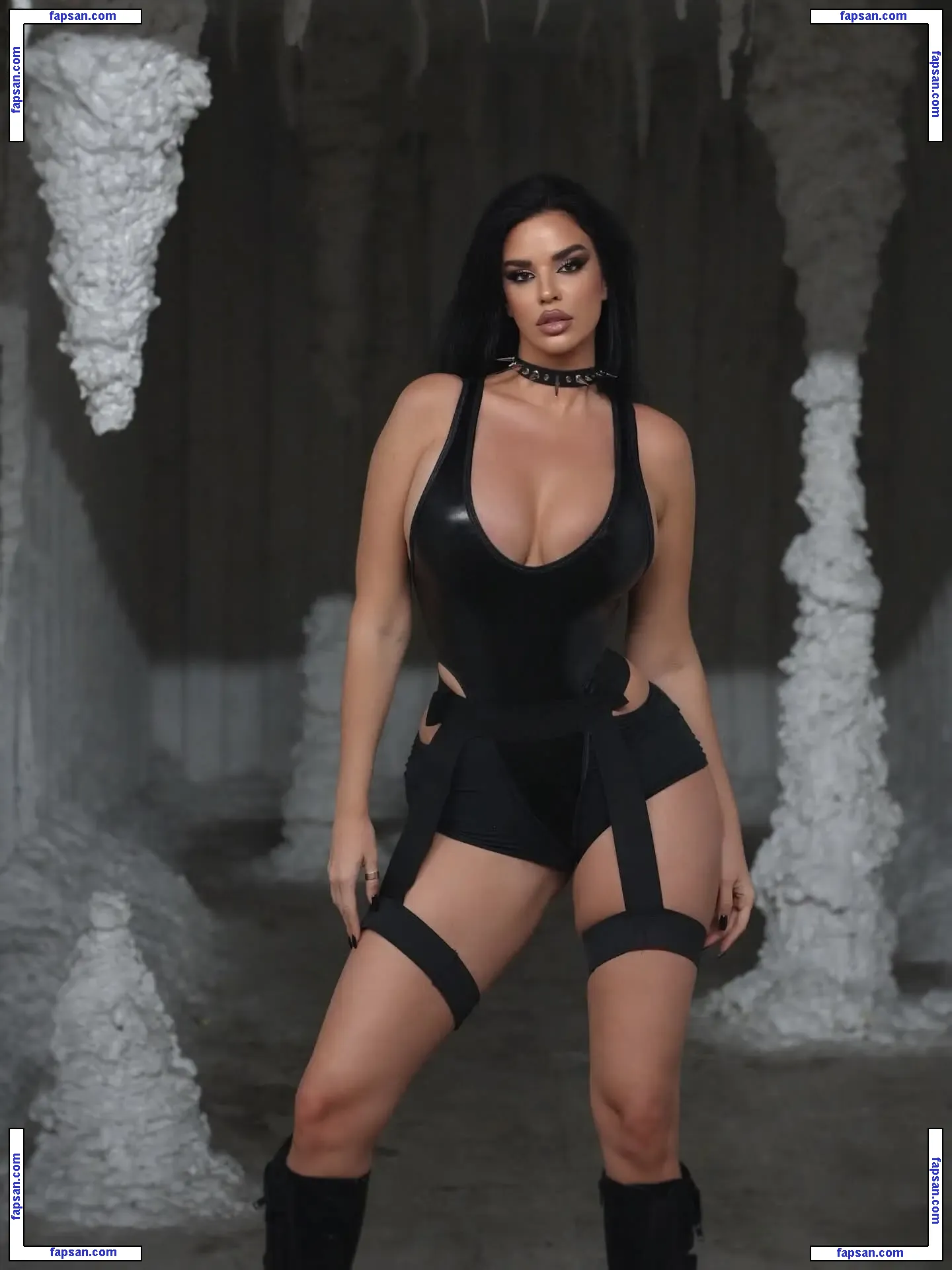 Ivana Knoll nude photo #0365 from OnlyFans