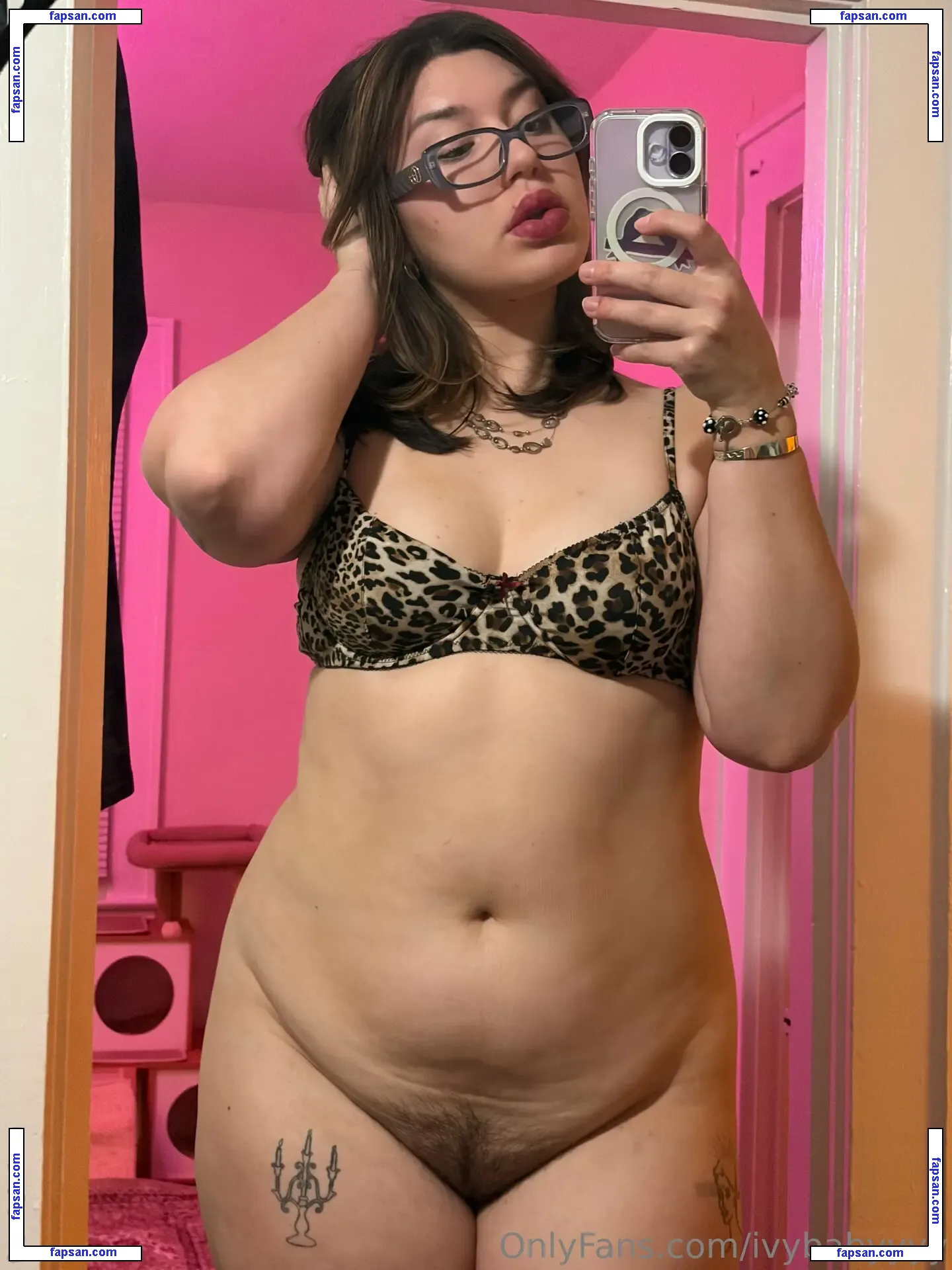 ivybabyyyy nude photo #0019 from OnlyFans