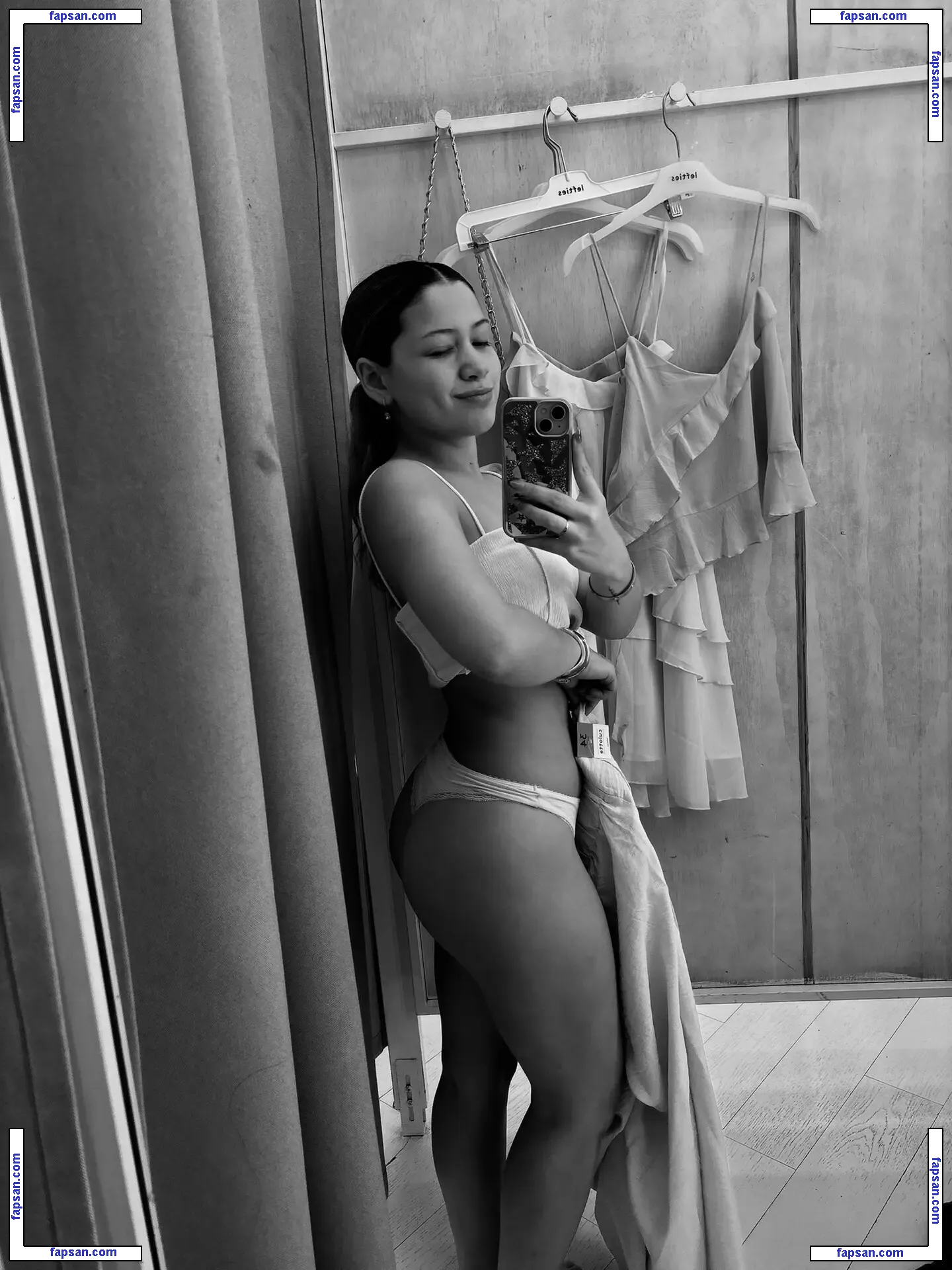 ivydearechavala голая фото #0012 с Онлифанс