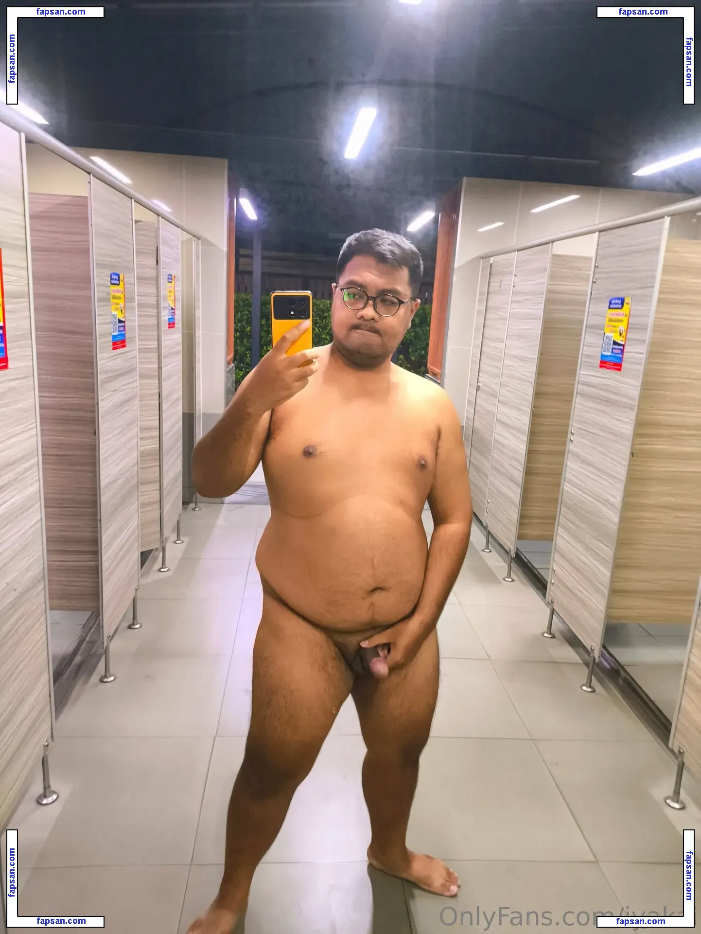 iyakai nude photo #0006 from OnlyFans