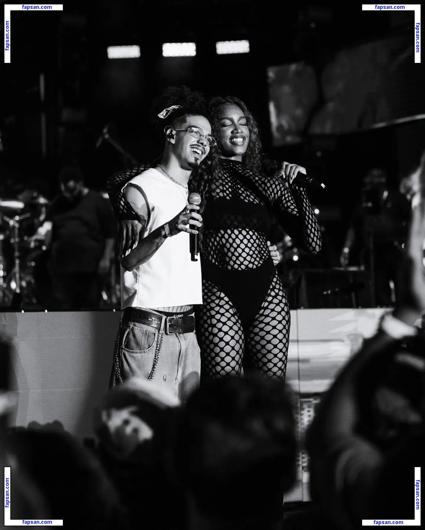 Iza Cantora голая фото #0194 с Онлифанс