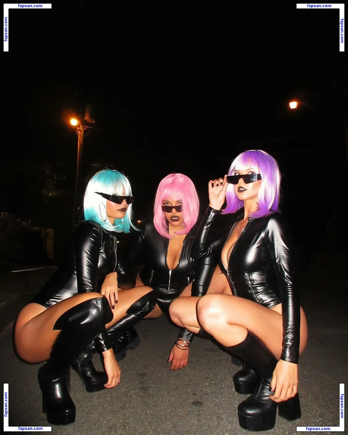 Iza Leslie голая фото #0032 с Онлифанс