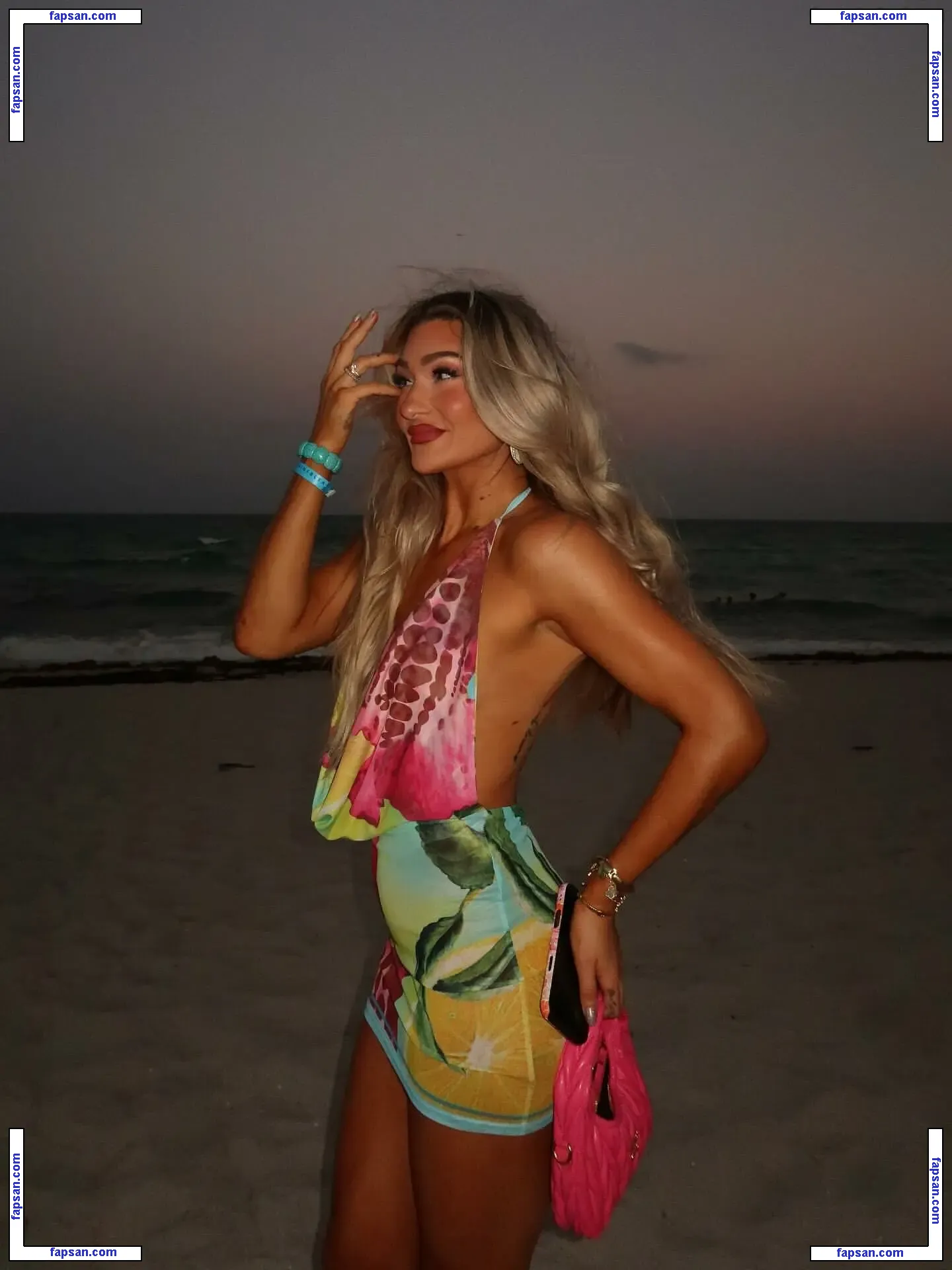 Izzi Dame nude photo #0091 from OnlyFans