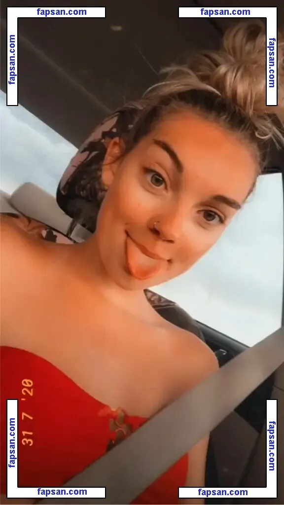 Izziyo14 nude photo #0024 from OnlyFans