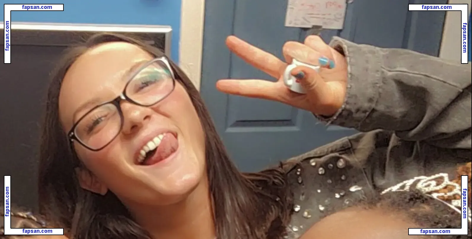 Izzy Moreno голая фото #0040 с Онлифанс