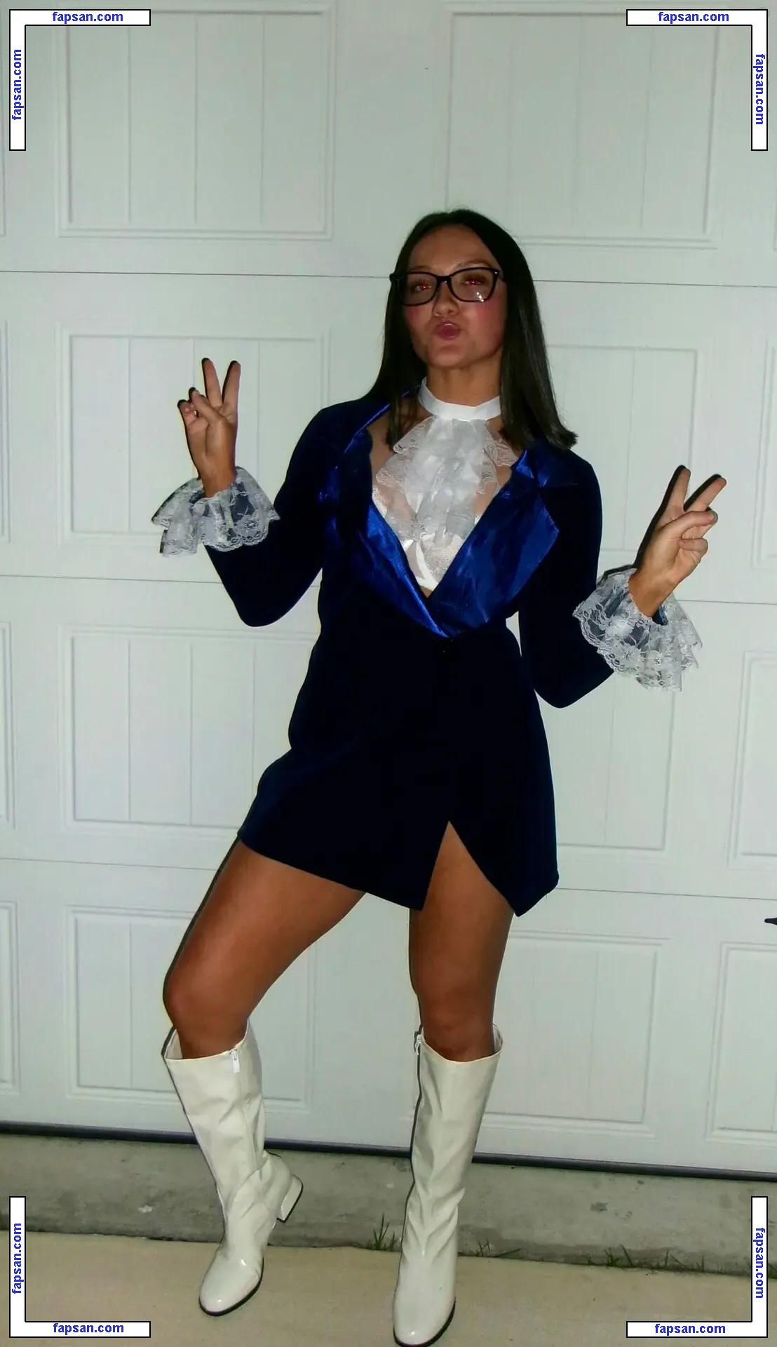 Izzy Moreno голая фото #0067 с Онлифанс