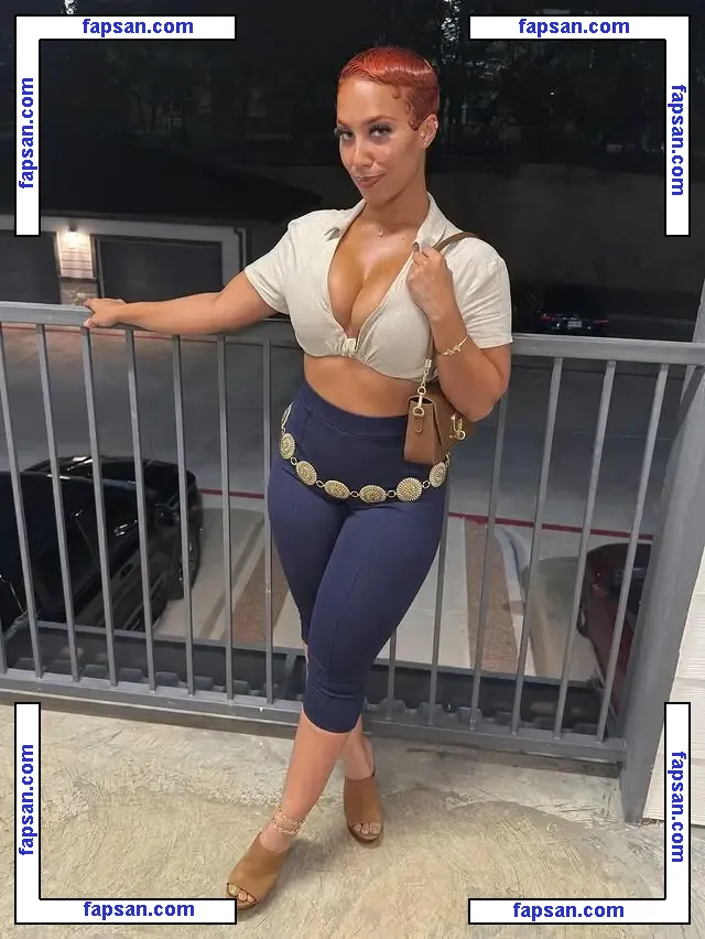 izzypaigee nude photo #0002 from OnlyFans