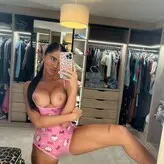 izzyrhoades голая #0005