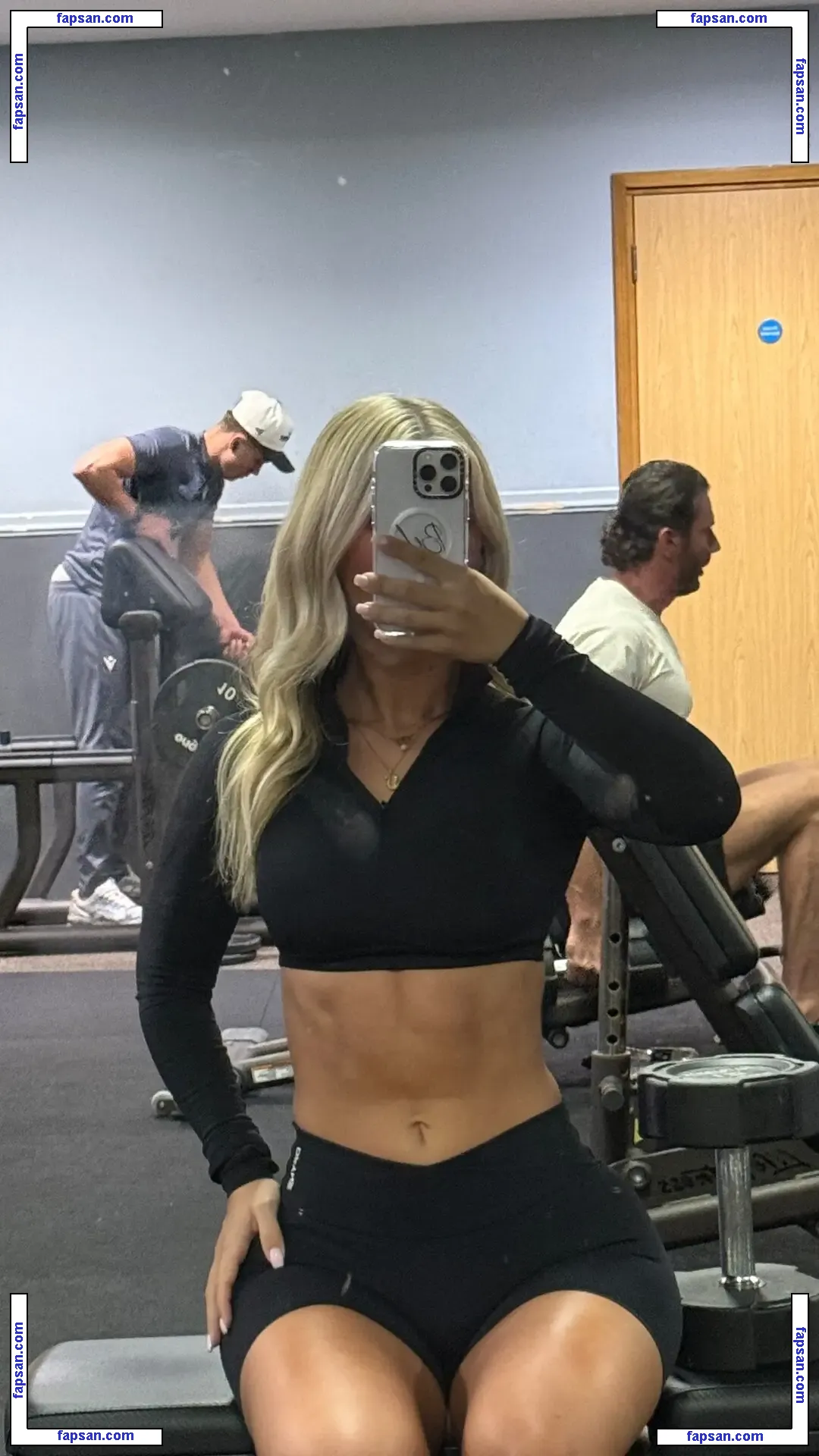 izzytaffs nude photo #0080 from OnlyFans