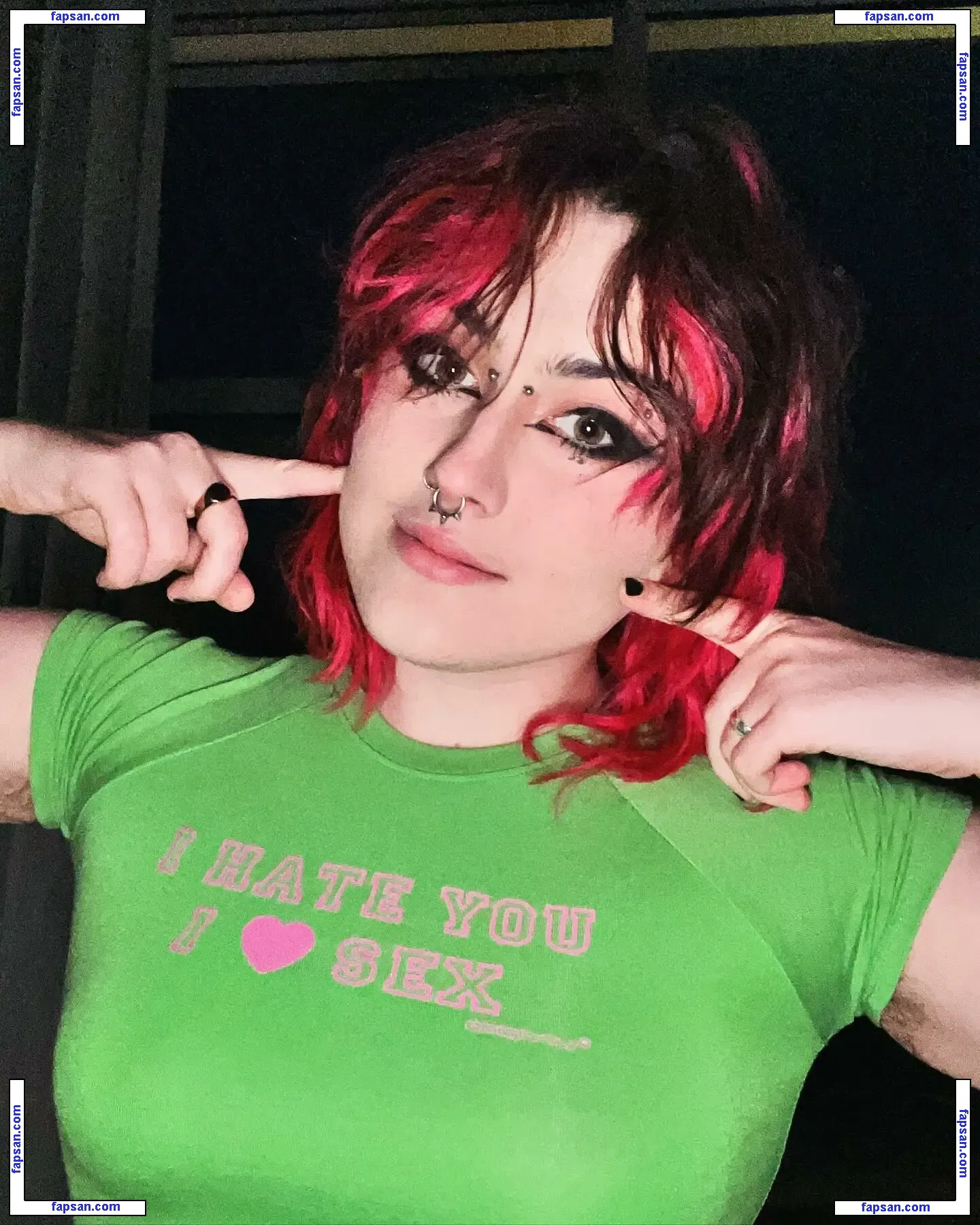 Izzzyzzz голая фото #0003 с Онлифанс