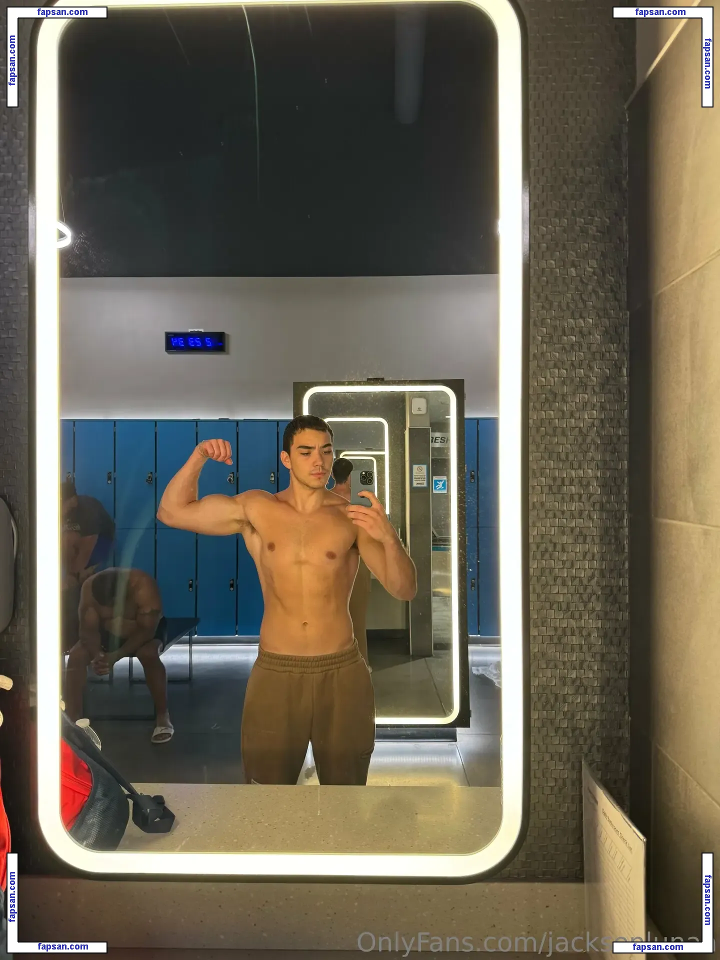 jacksenlunaa nude photo #0003 from OnlyFans
