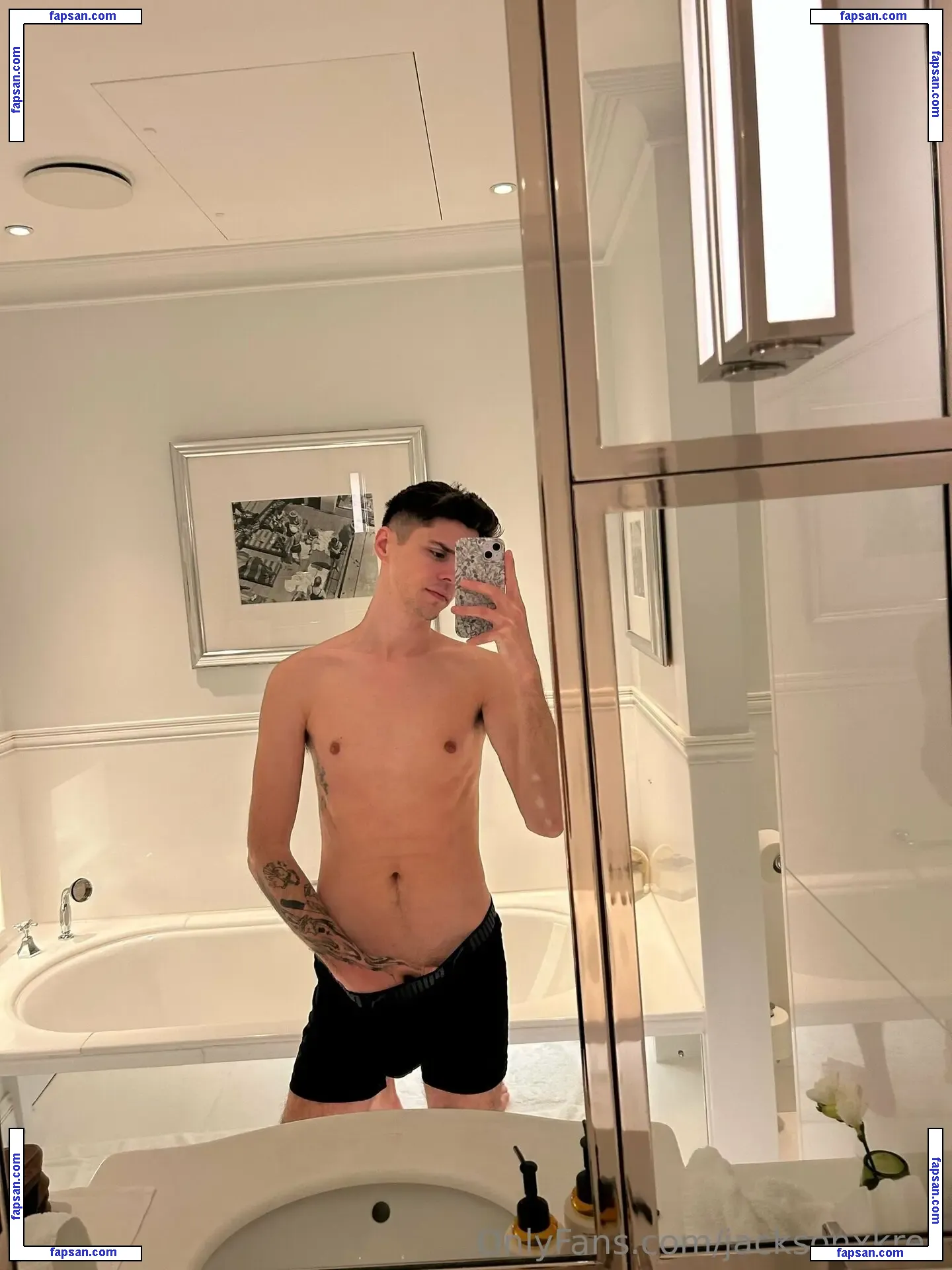 jacksonxkrec nude photo #0029 from OnlyFans