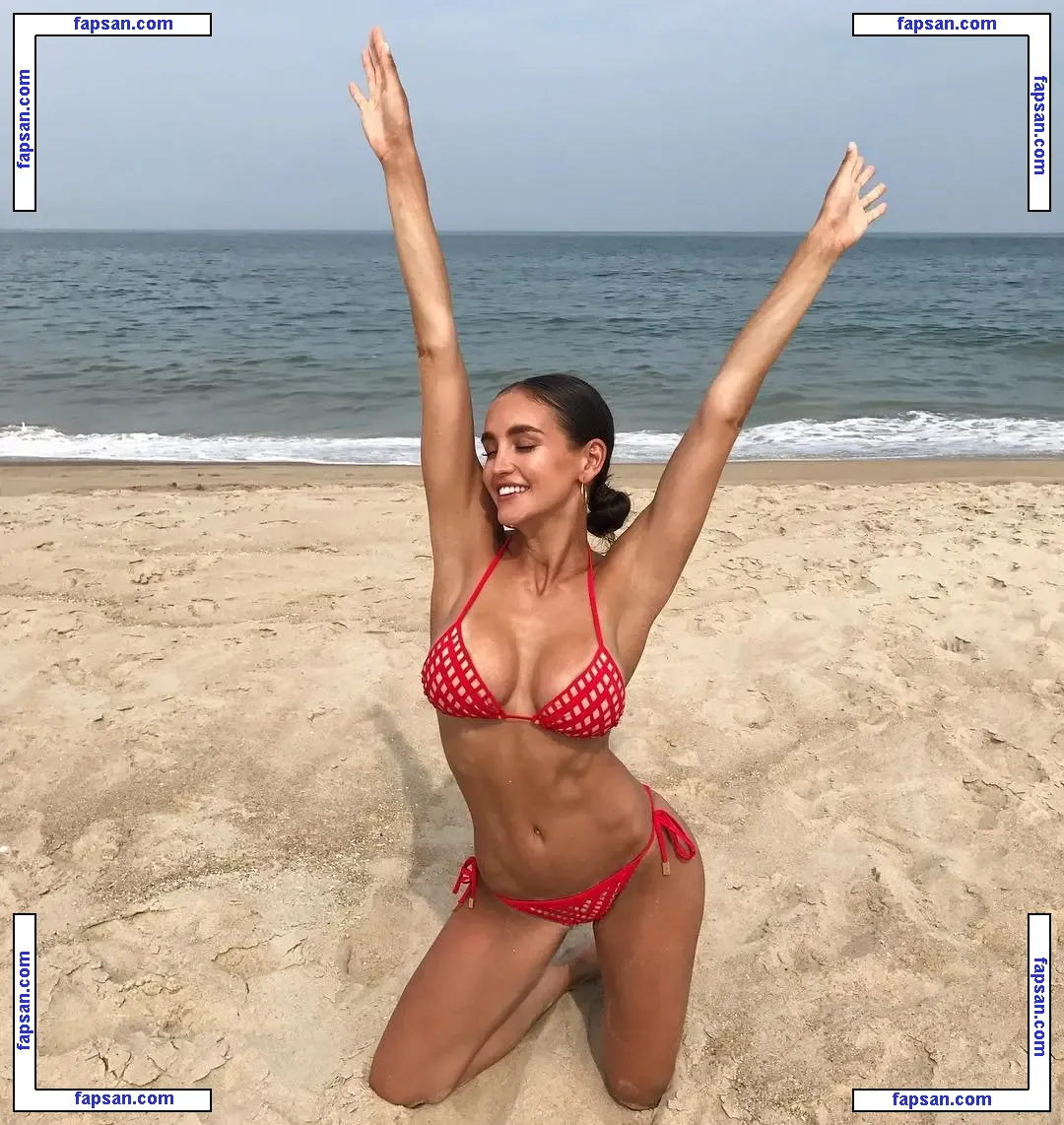 Jaclyn Swedberg nude photo #0016 from OnlyFans