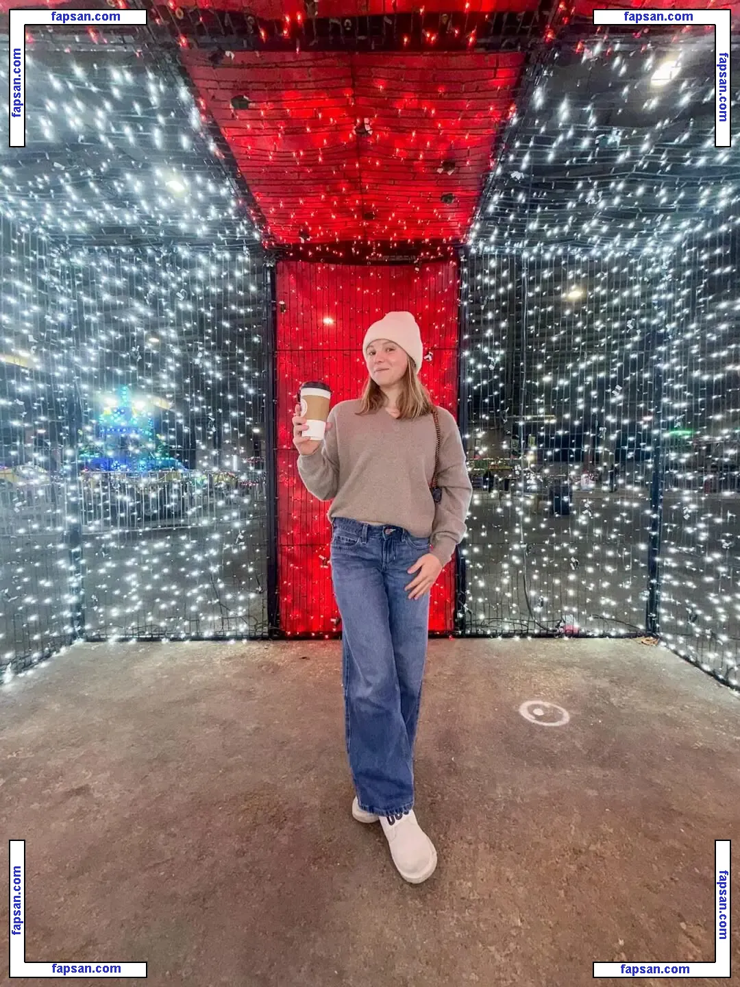 Jade Carey голая фото #0002 с Онлифанс