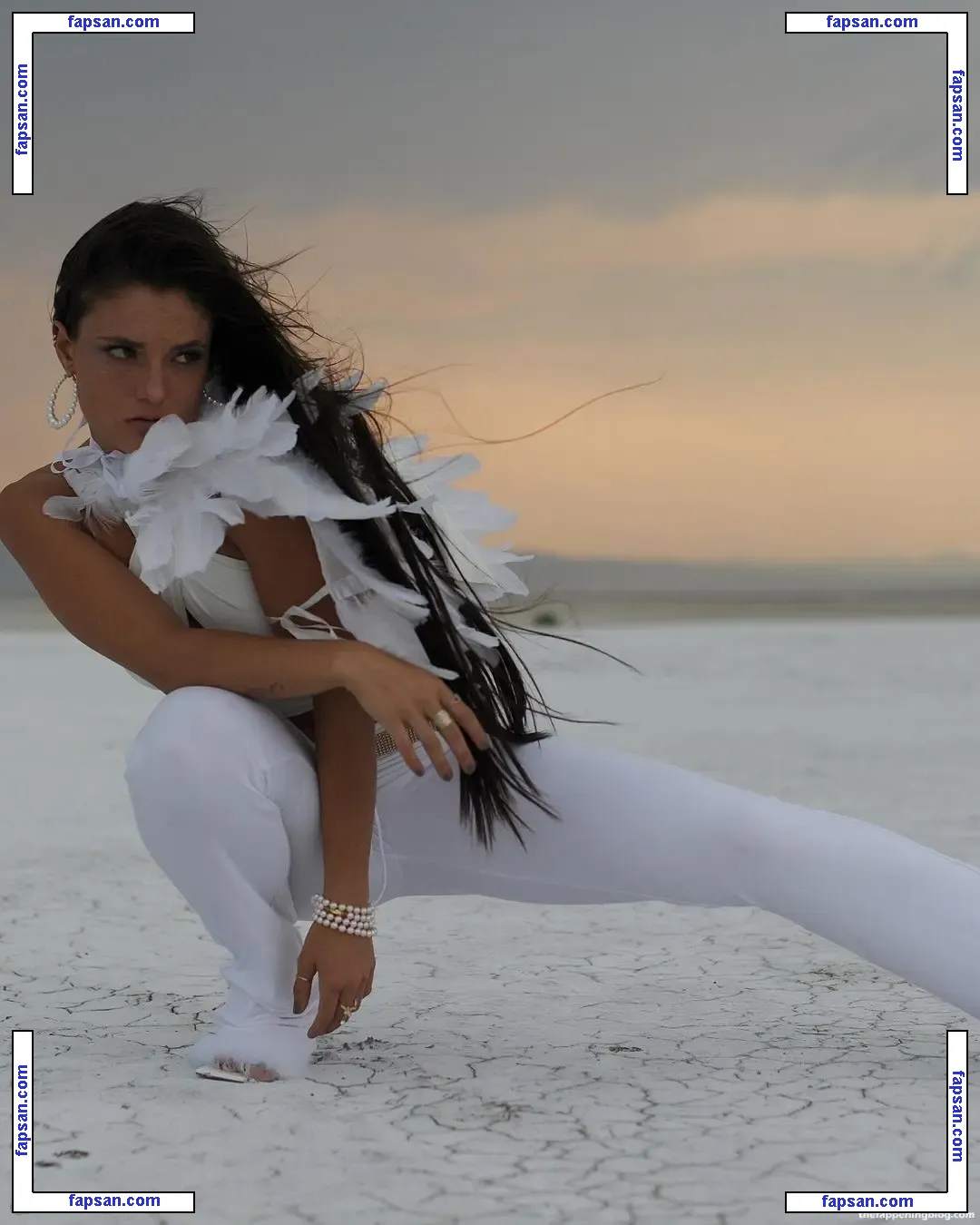 Jade Chynoweth nude photo #0312 from OnlyFans