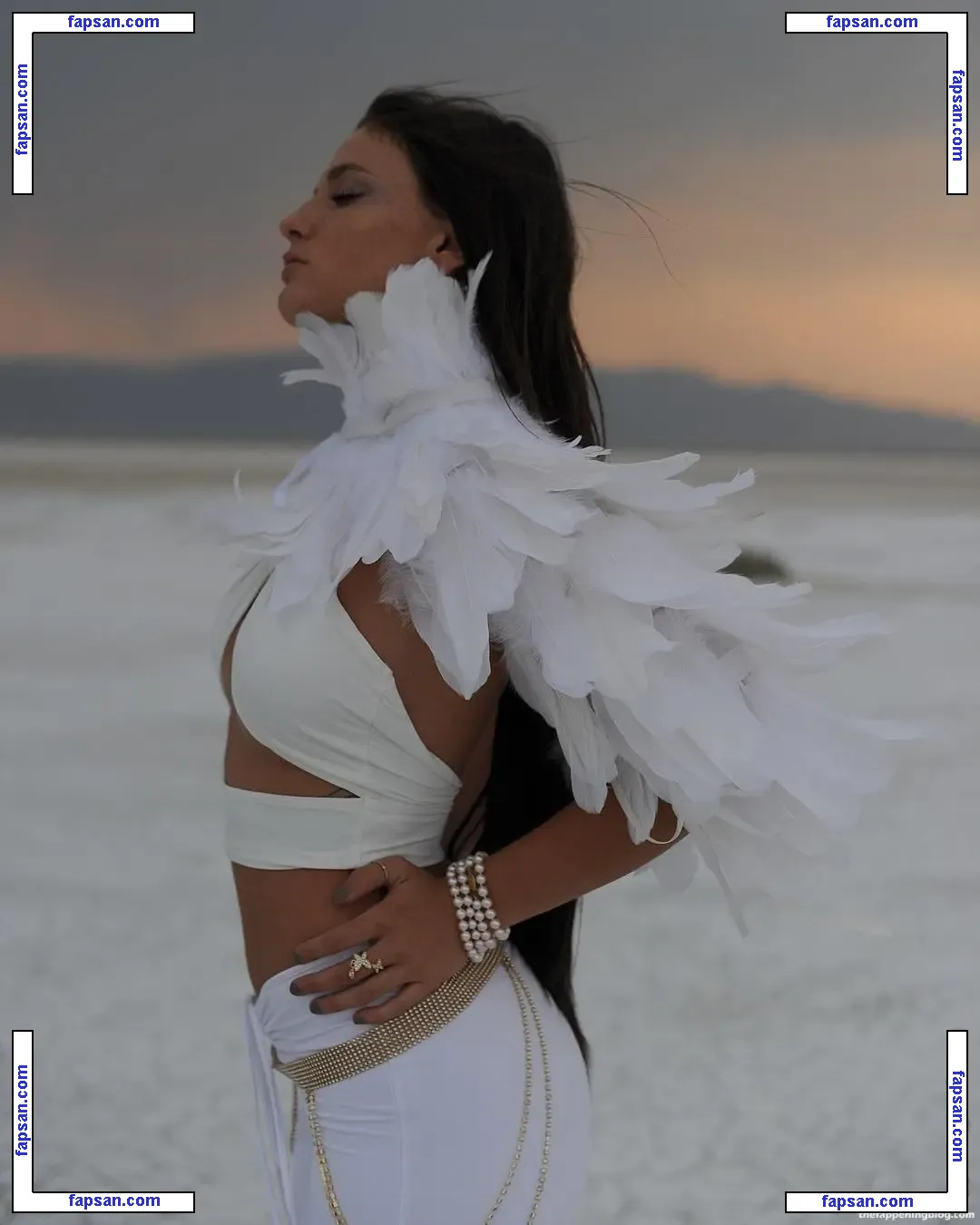 Jade Chynoweth nude photo #0315 from OnlyFans