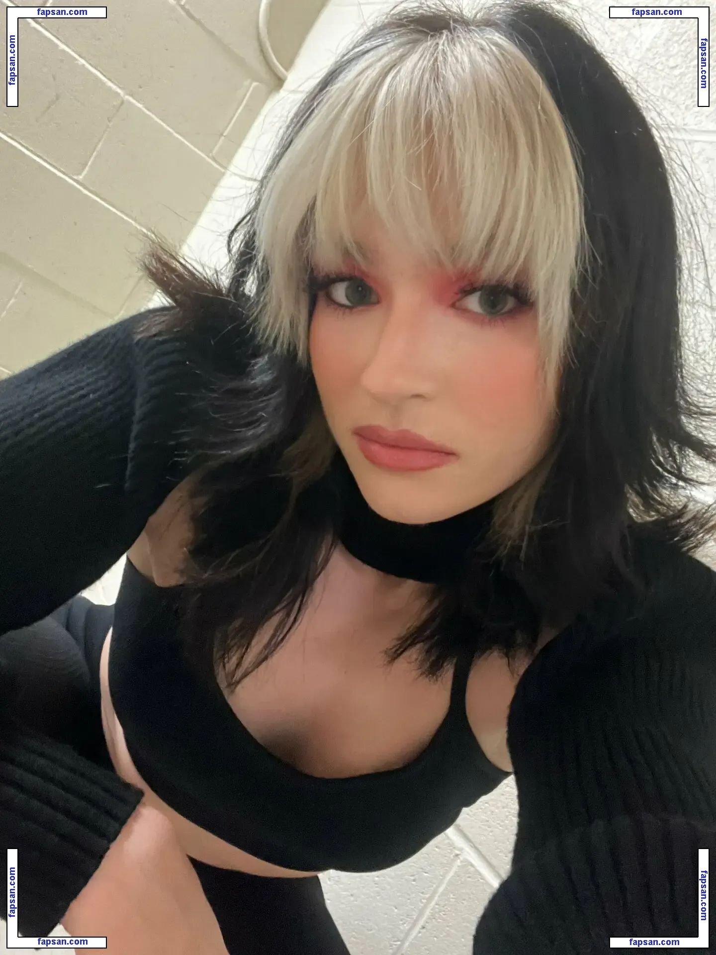 Jaime Hayter nude photo #0020 from OnlyFans