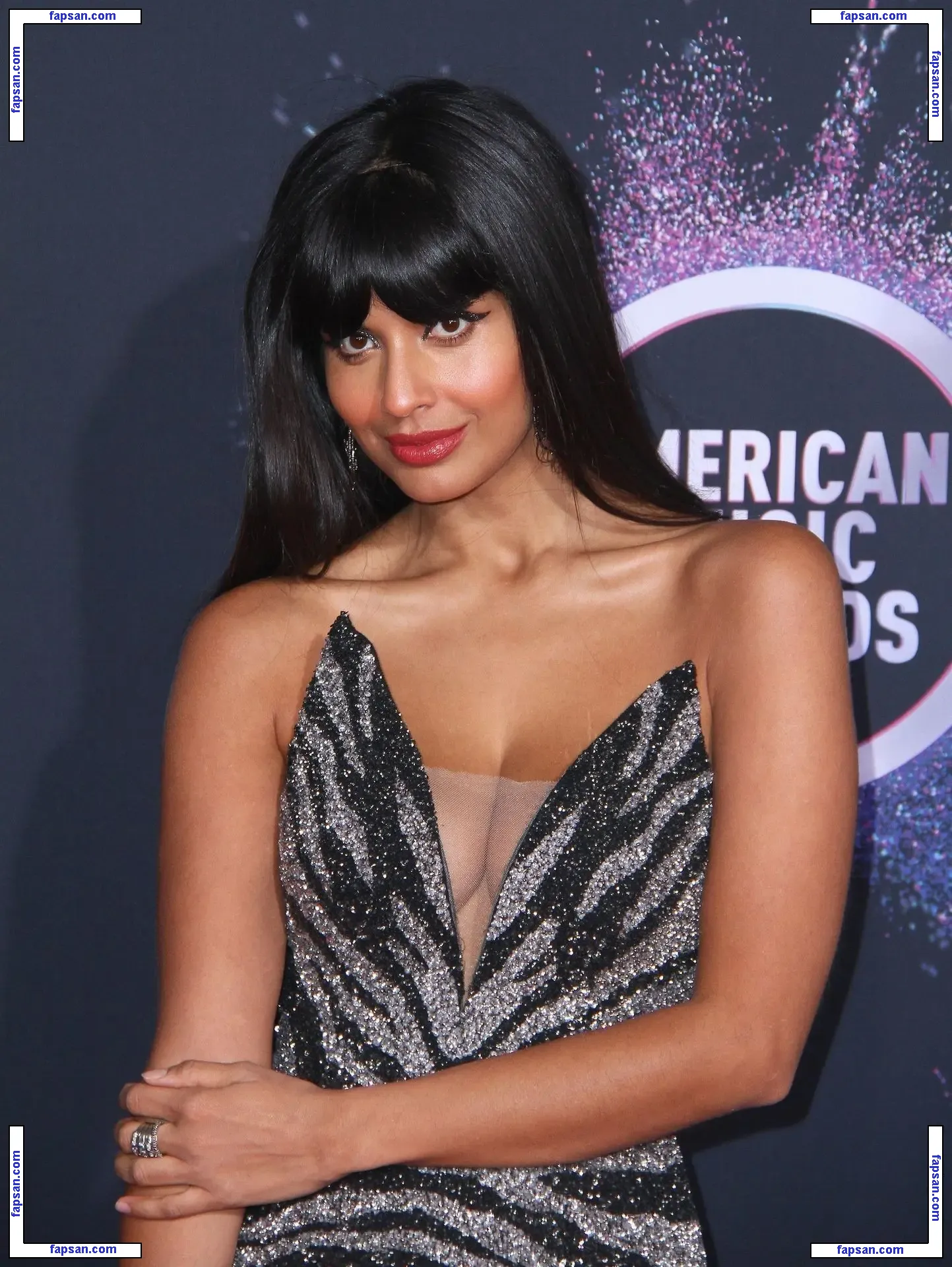 Jameela Jamil голая фото #0081 с Онлифанс