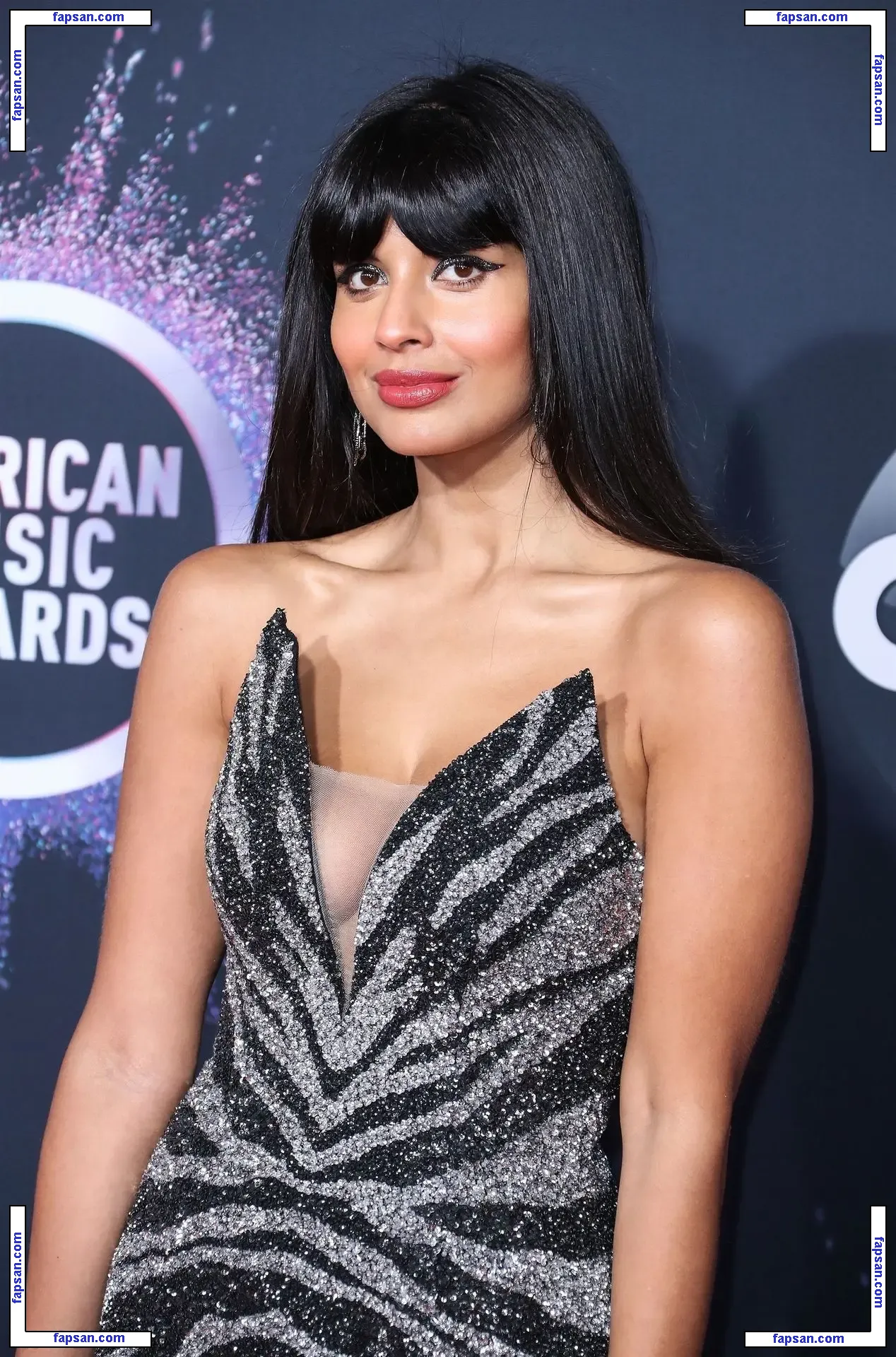 Jameela Jamil голая фото #0084 с Онлифанс