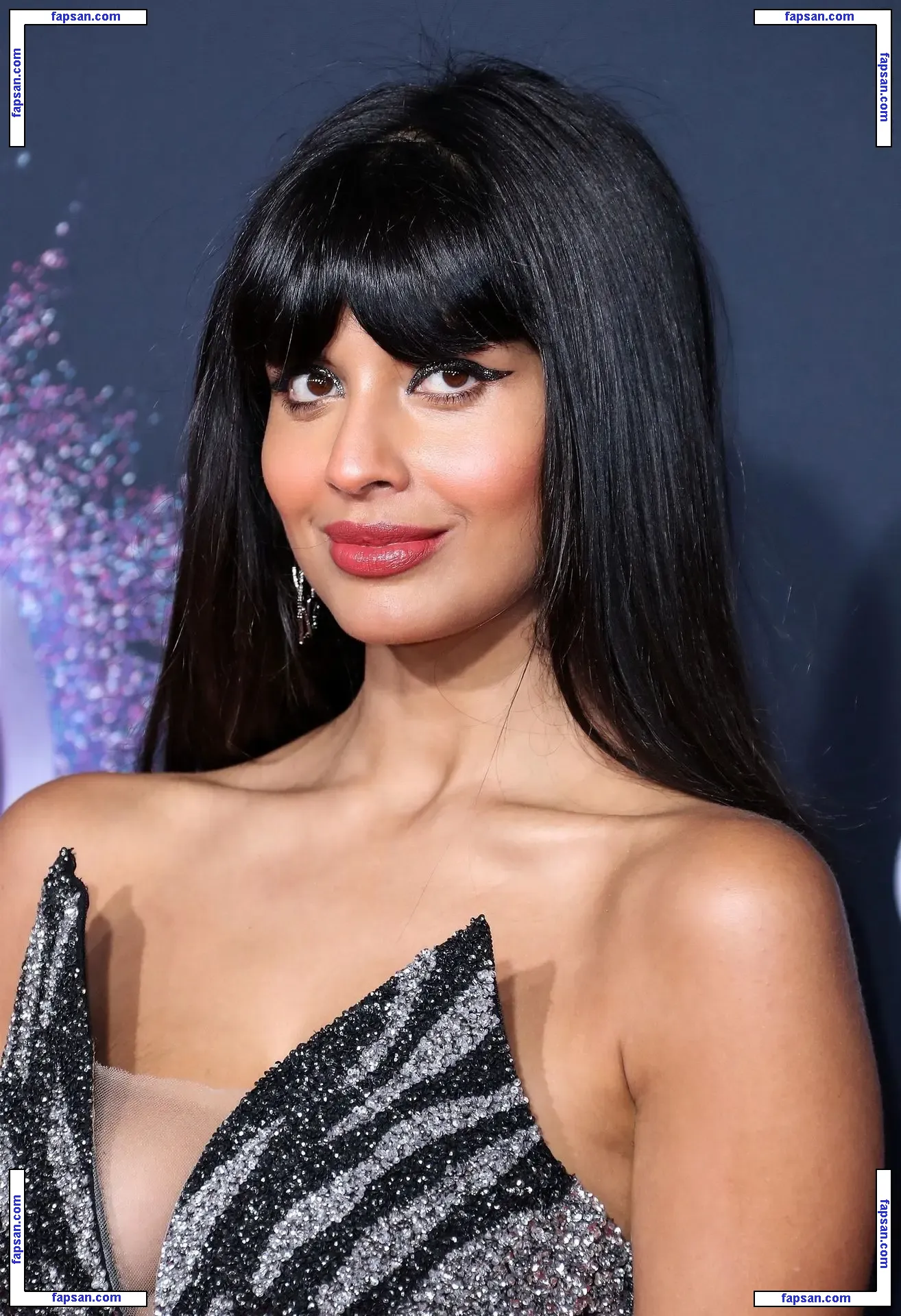 Jameela Jamil голая фото #0088 с Онлифанс
