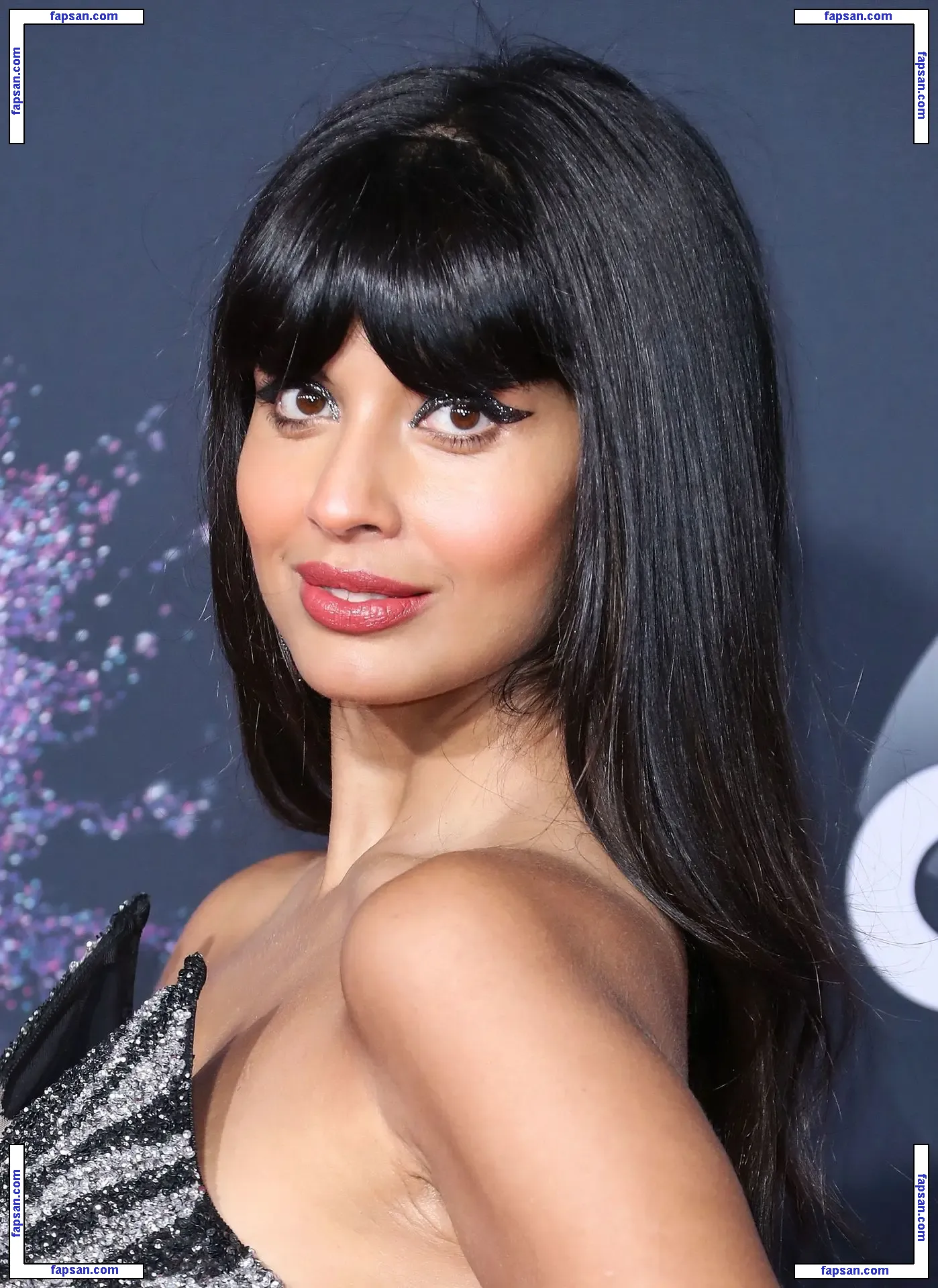 Jameela Jamil голая фото #0102 с Онлифанс