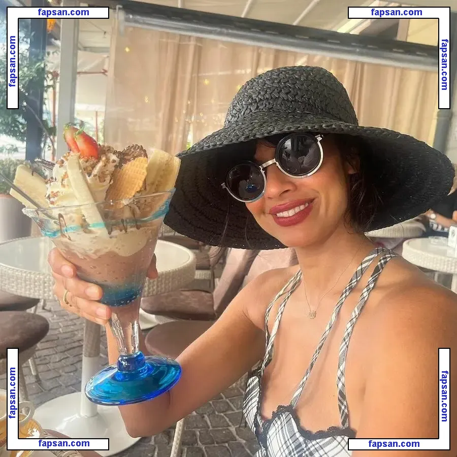 Jameela Jamil nude photo #0231 from OnlyFans