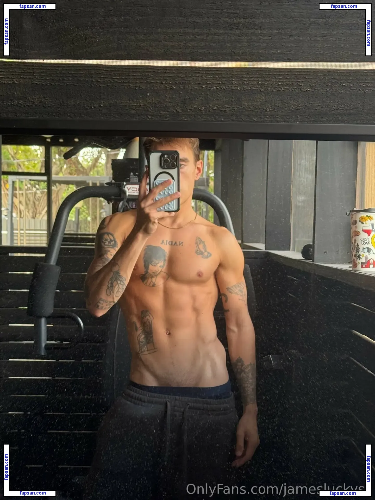 jamesluckysz nude photo #0032 from OnlyFans