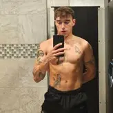 jamesluckysz nude #0002