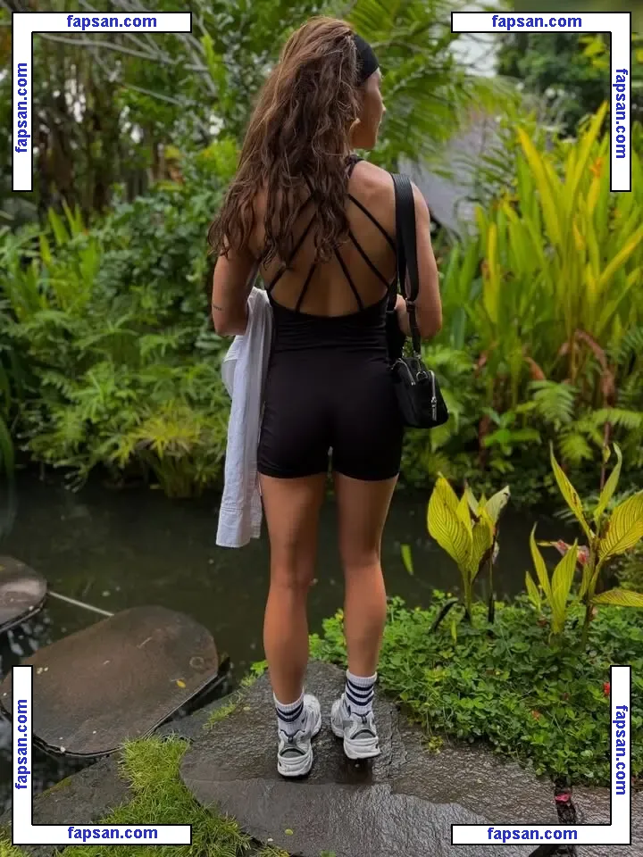 Jana Wosnitza nude photo #0019 from OnlyFans