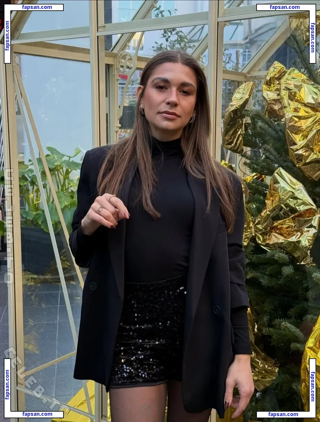 Jana Wosnitza nude photo #0021 from OnlyFans