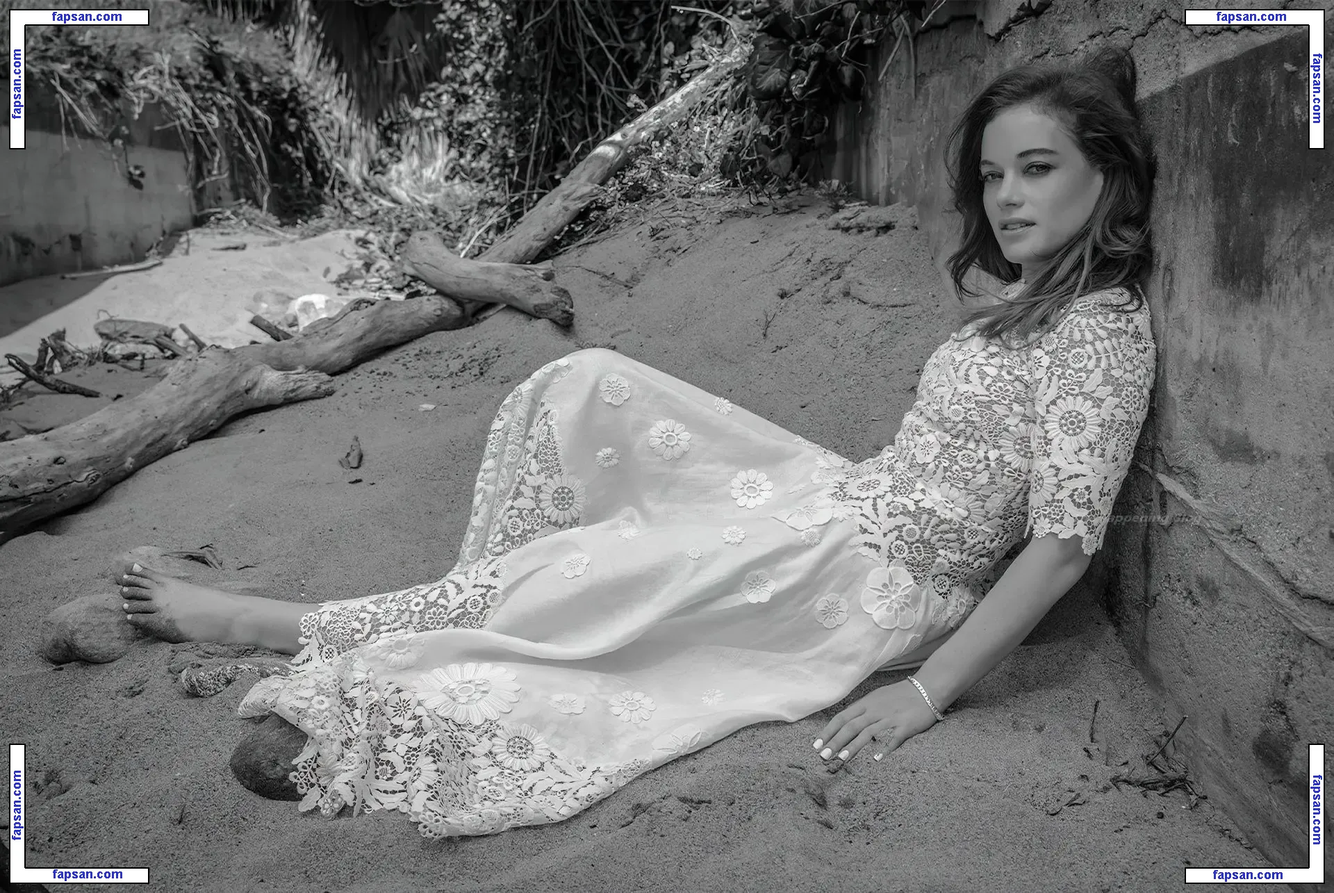 Jane Levy nude photo #0149 from OnlyFans