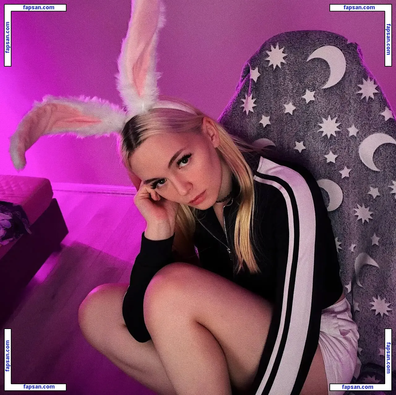 Jane Wild nude photo #0049 from OnlyFans