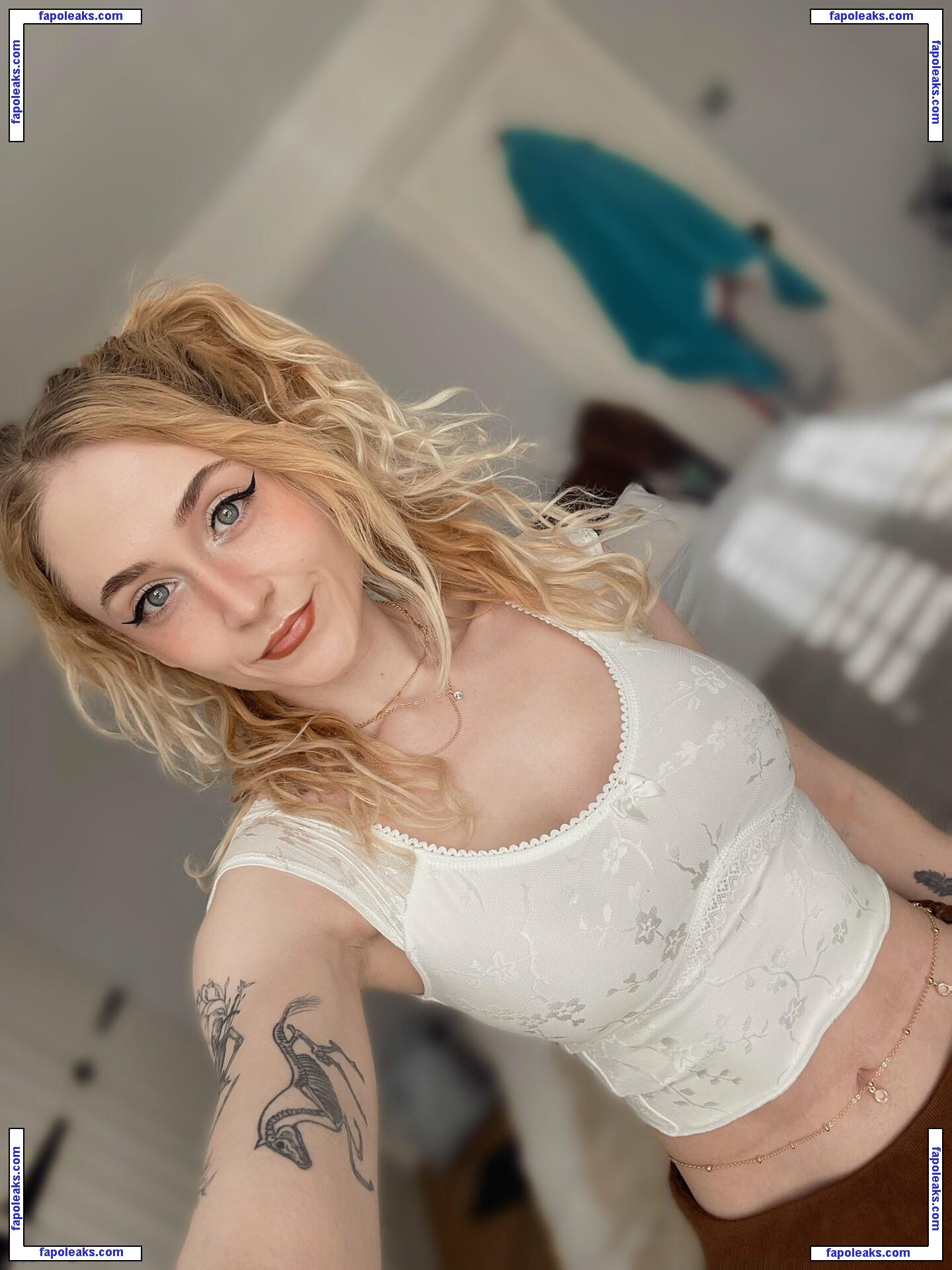 Janet Devlin / janetdevlinofficial nude photo #0016 from OnlyFans
