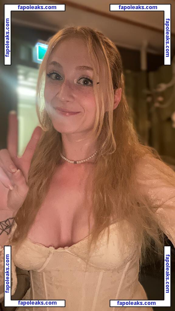 Janet Devlin / janetdevlinofficial nude photo #0049 from OnlyFans