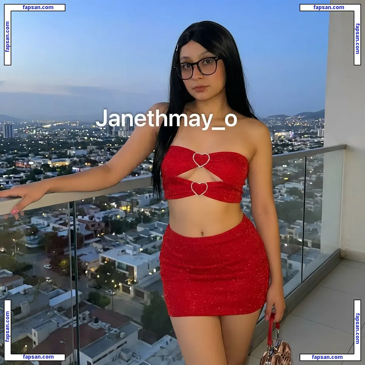 janethmayolv nude photo #0001 from OnlyFans