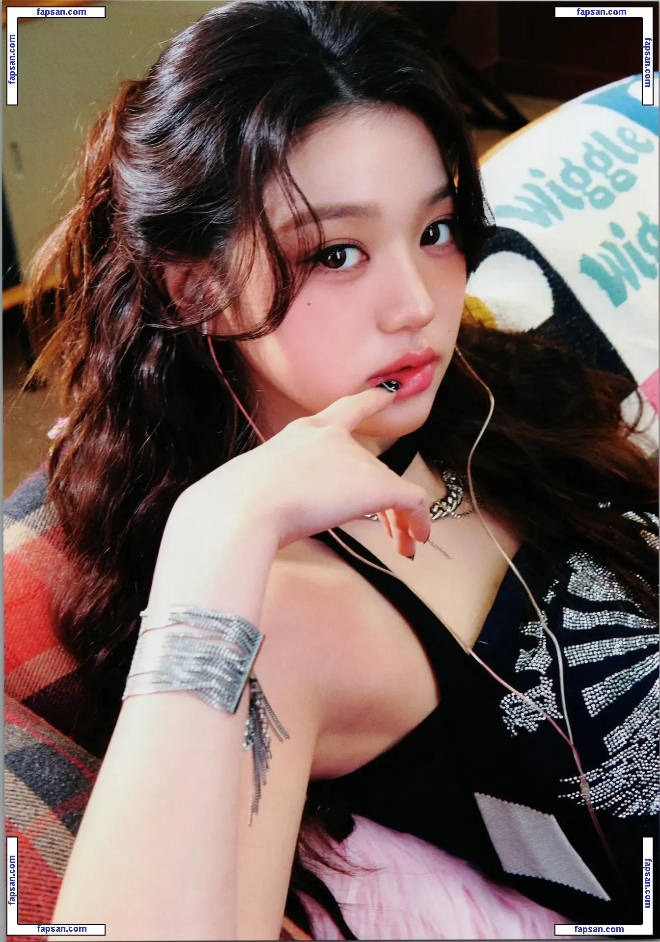 Jang Won-young nude photo #0362 from OnlyFans
