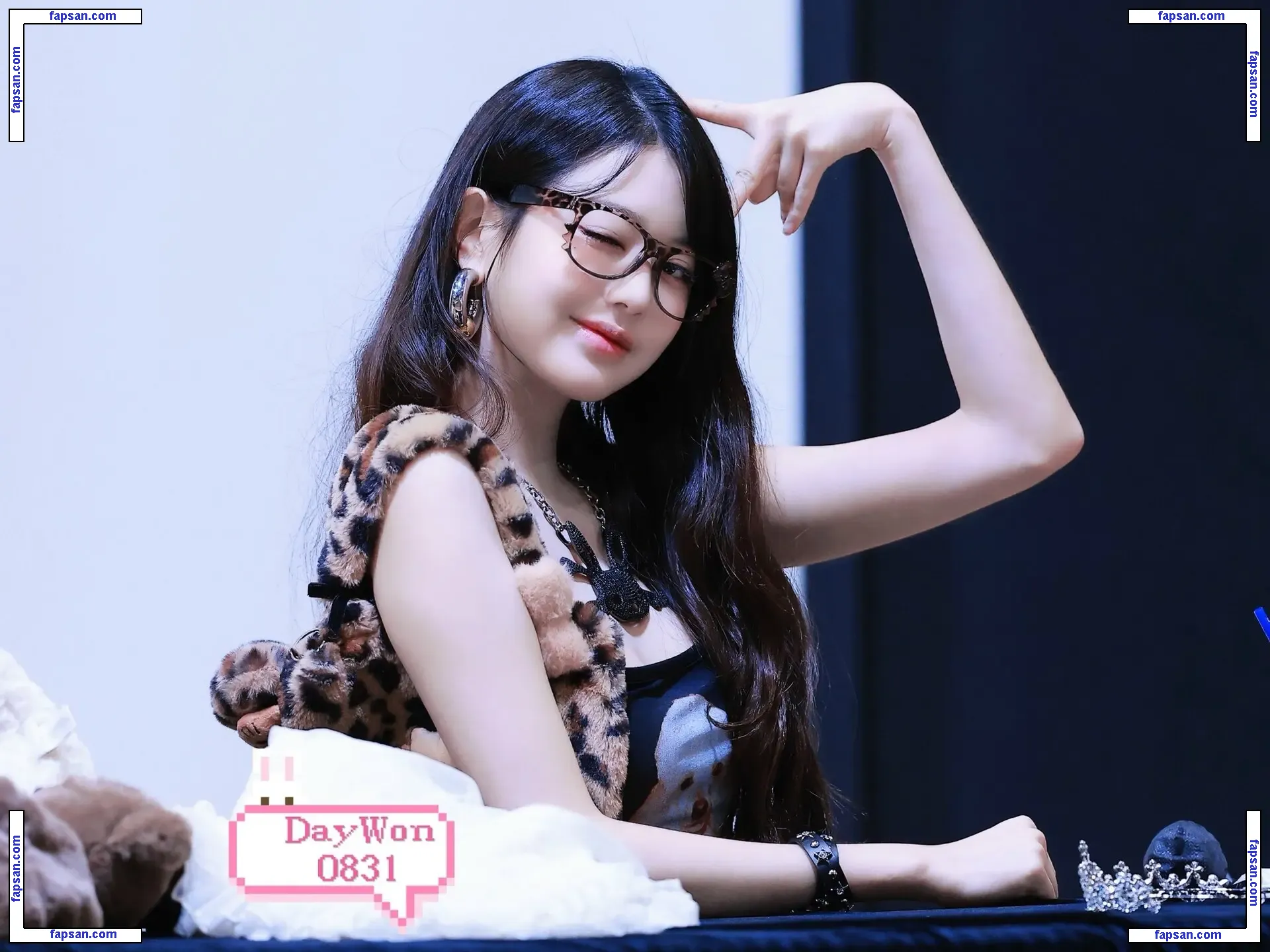 Jang Won-young nude photo #0417 from OnlyFans