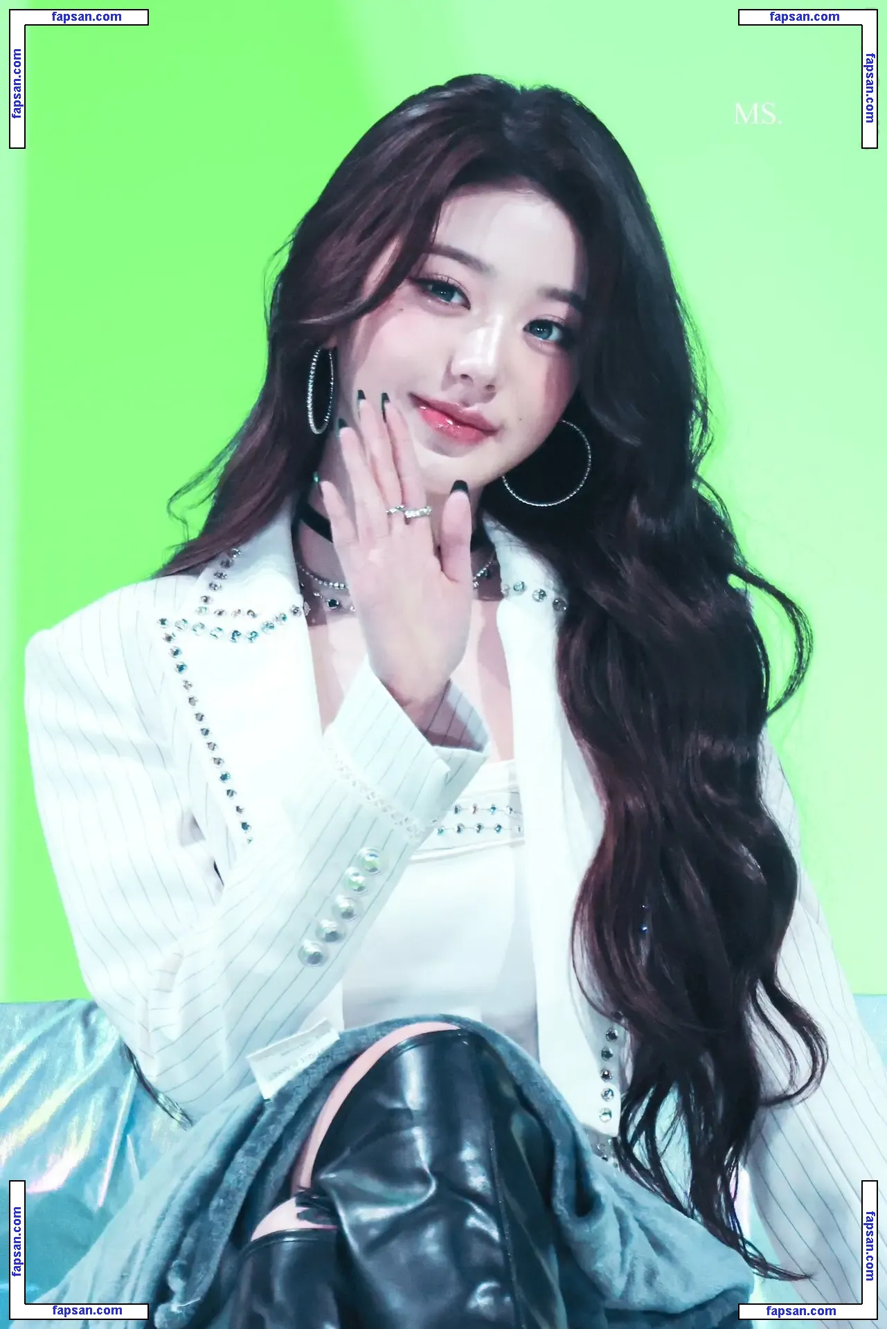 Jang Won-young голая фото #0862 с Онлифанс