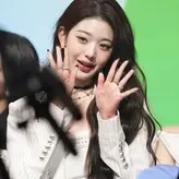 Jang Won-young голая #0870