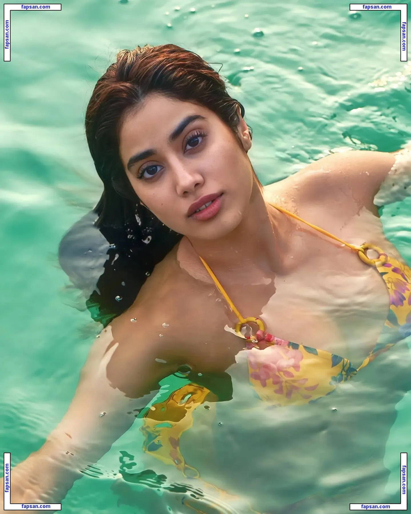 Janhvi Kapoor nude photo #0006 from OnlyFans