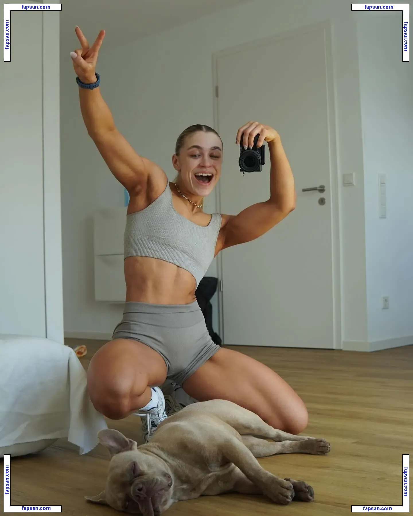 Janin Lea nude photo #0024 from OnlyFans