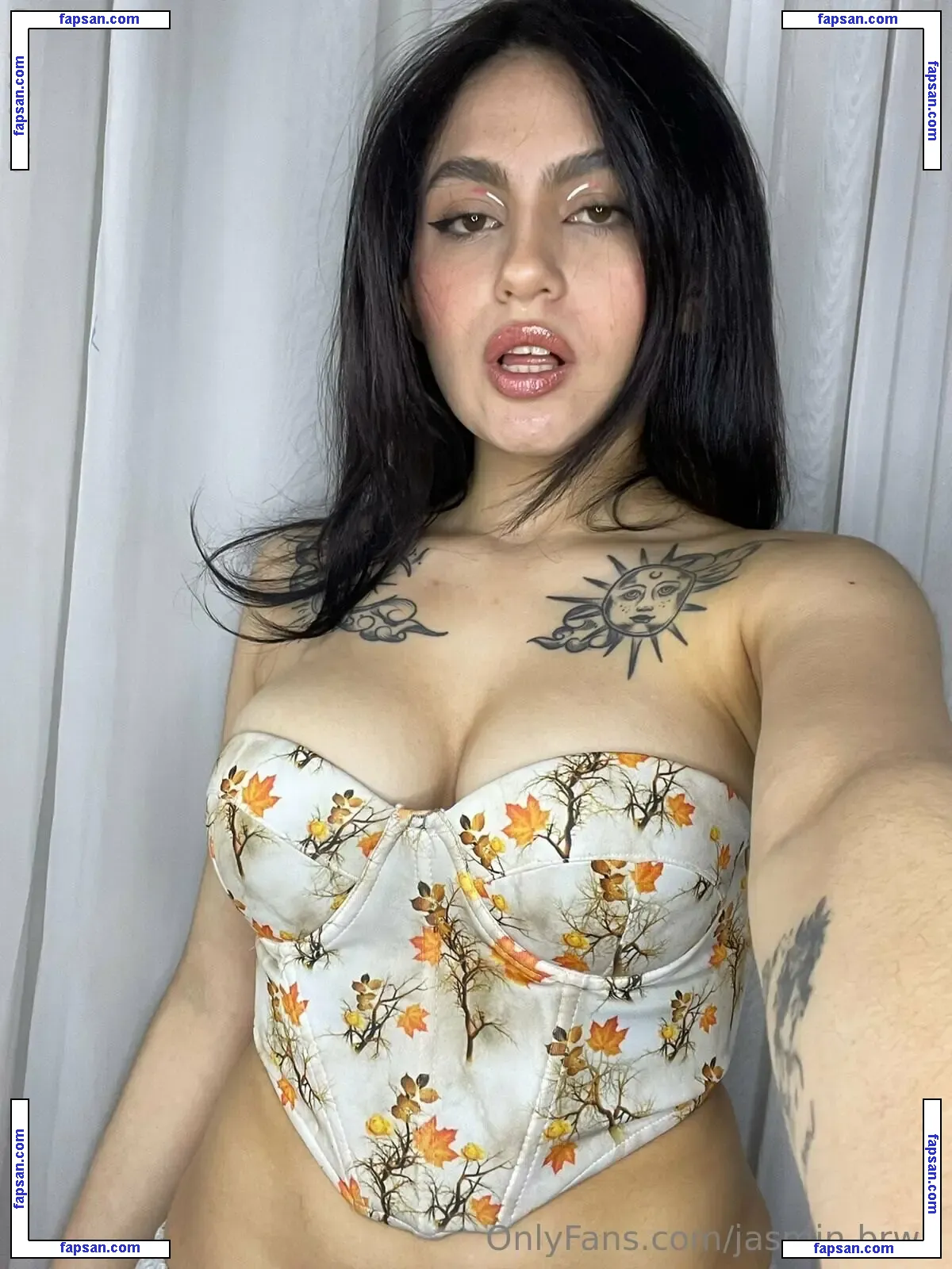 jasmin.brwn nude photo #0018 from OnlyFans